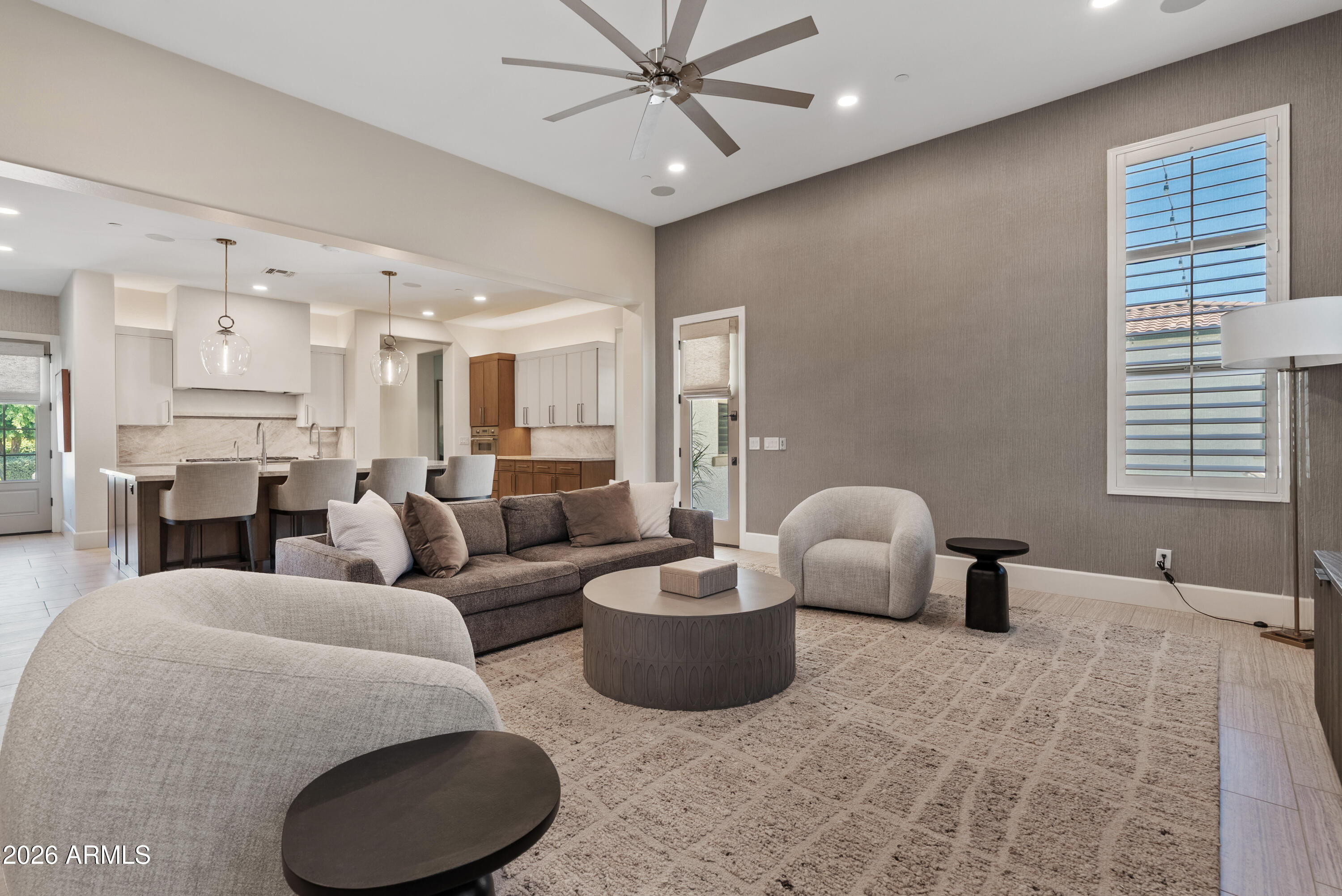3939 E ENCANTO Street
