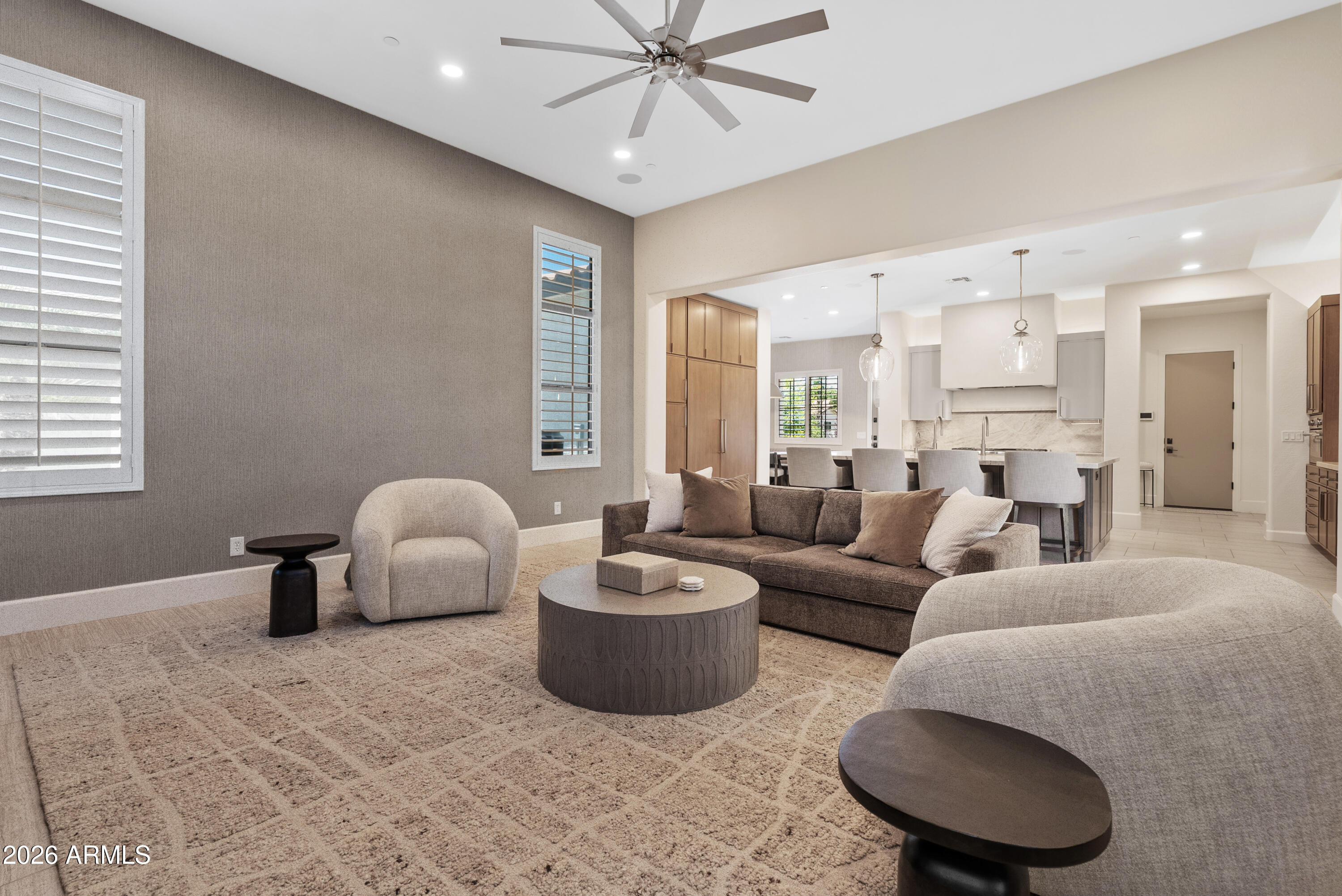 3939 E ENCANTO Street
