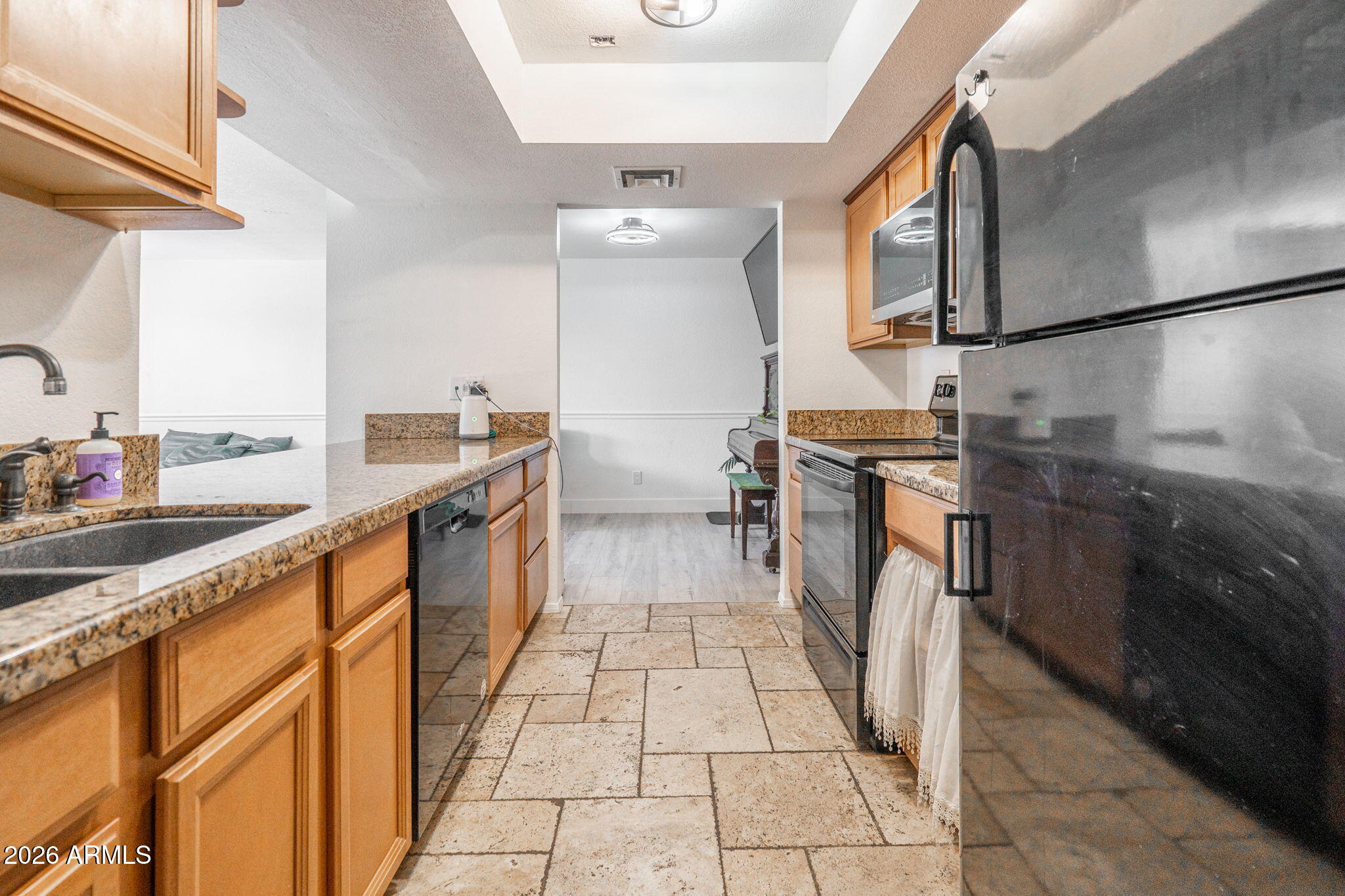 222 W BROWN Road 32