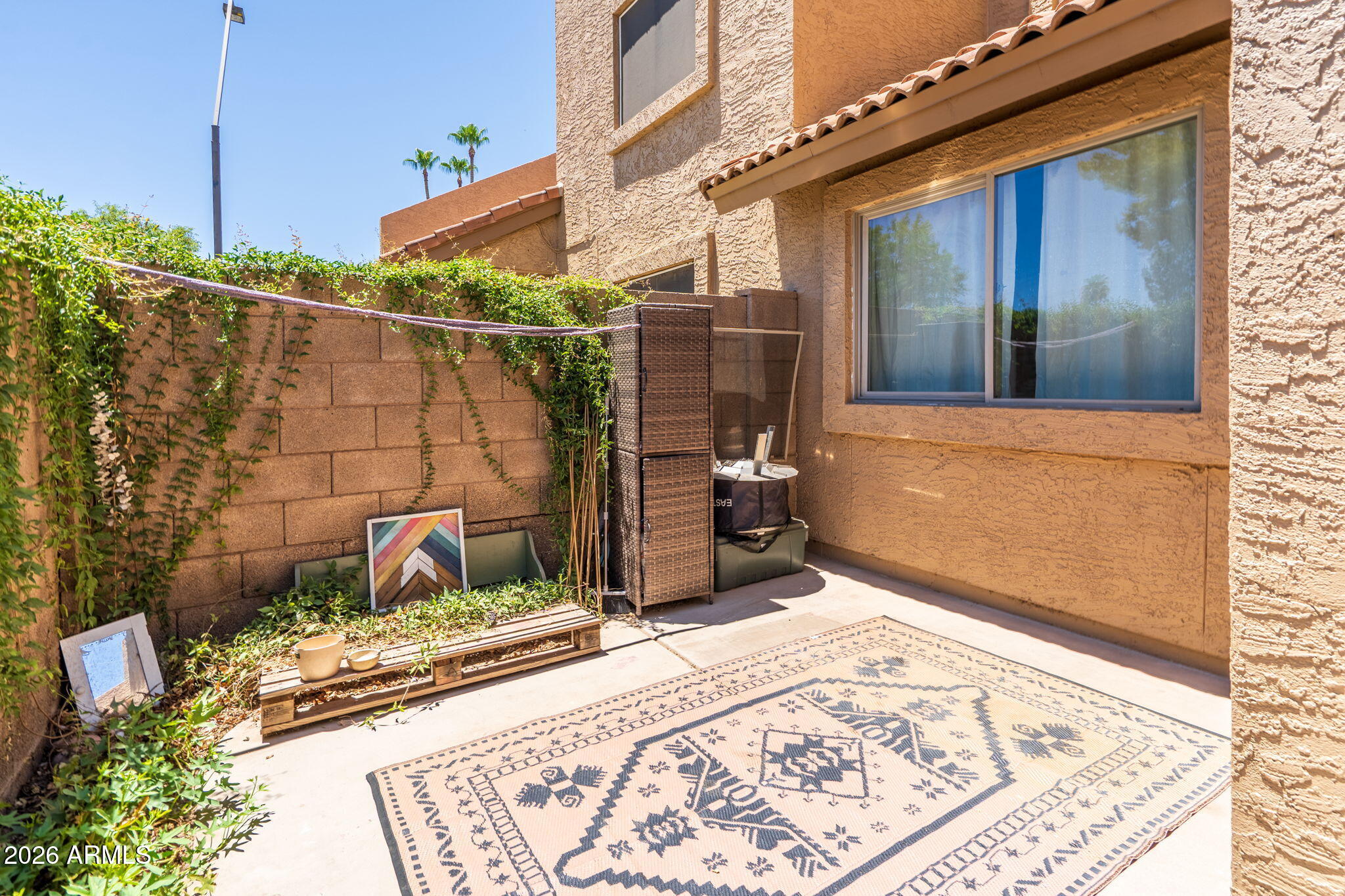 222 W BROWN Road 32