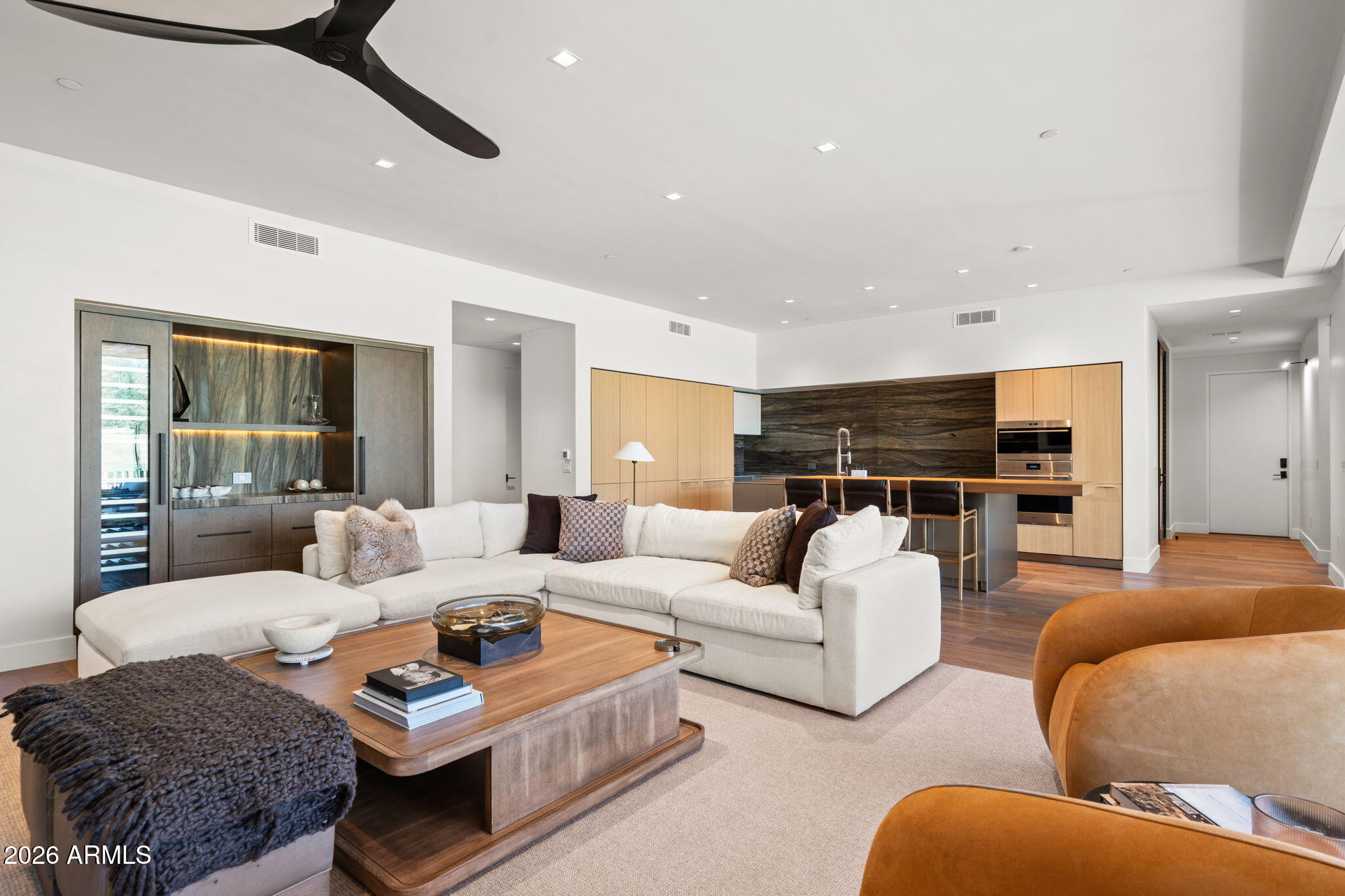 6321 E PHOENICIAN Boulevard 7
