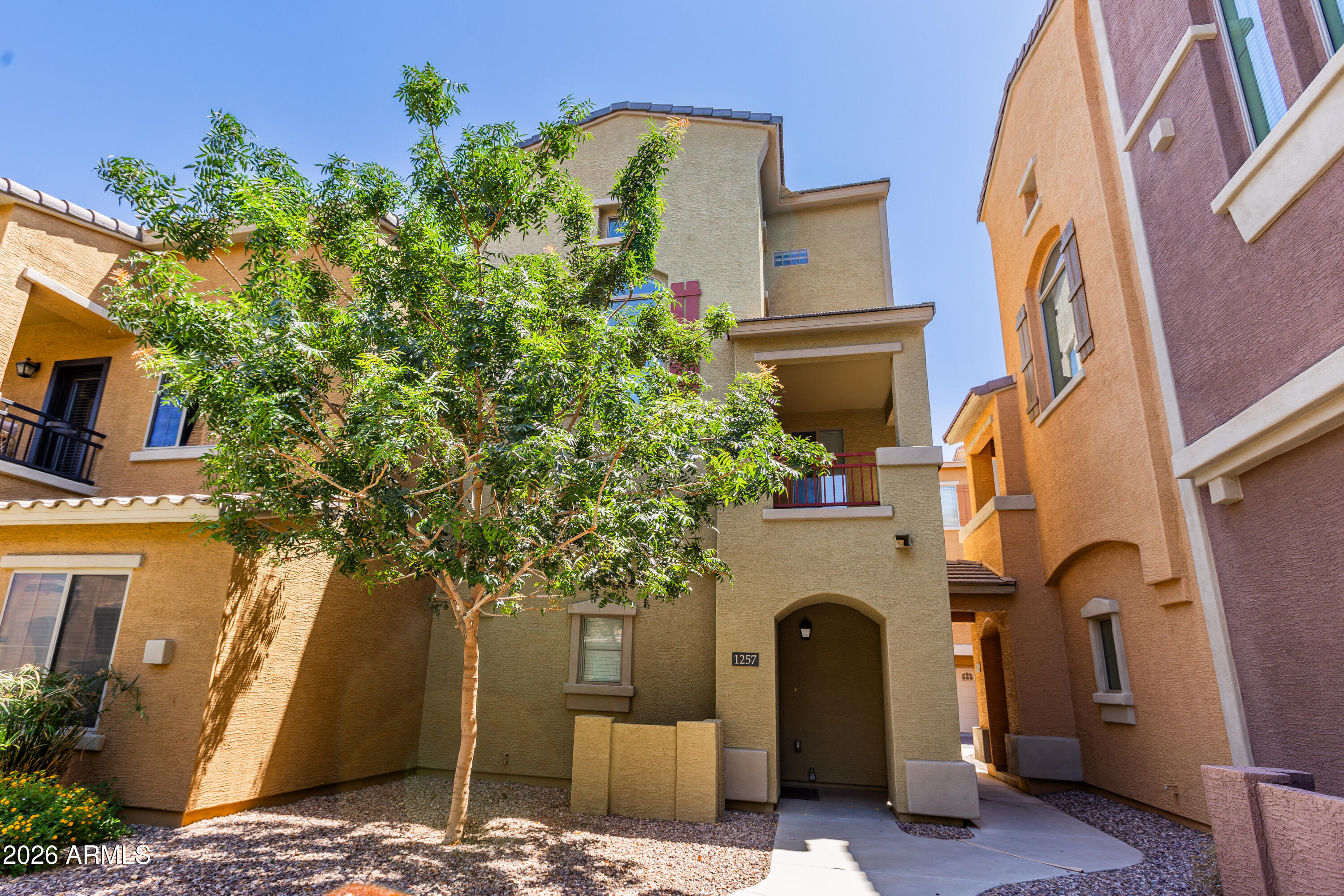 240 W JUNIPER Avenue 1257