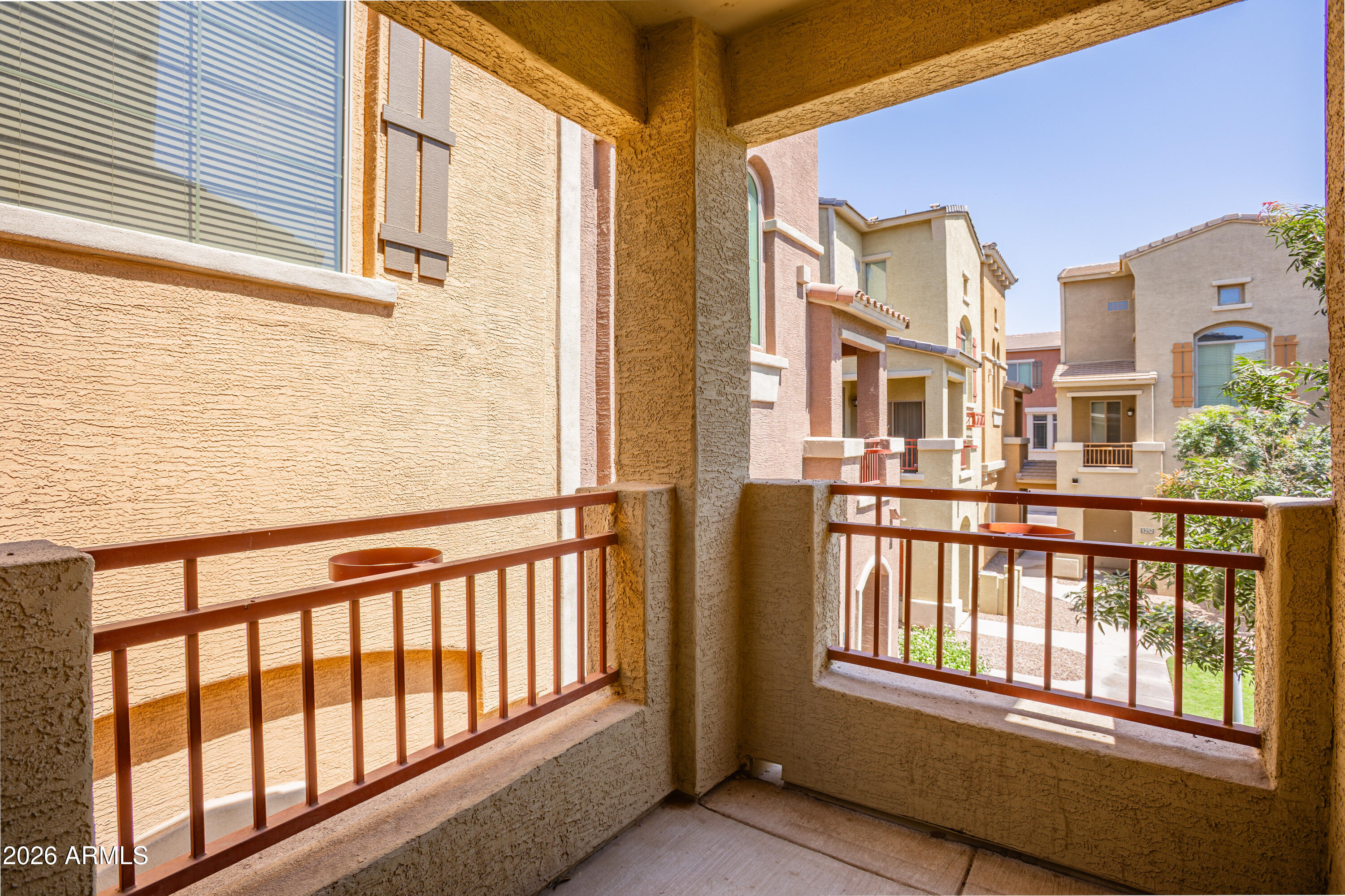 240 W JUNIPER Avenue 1257