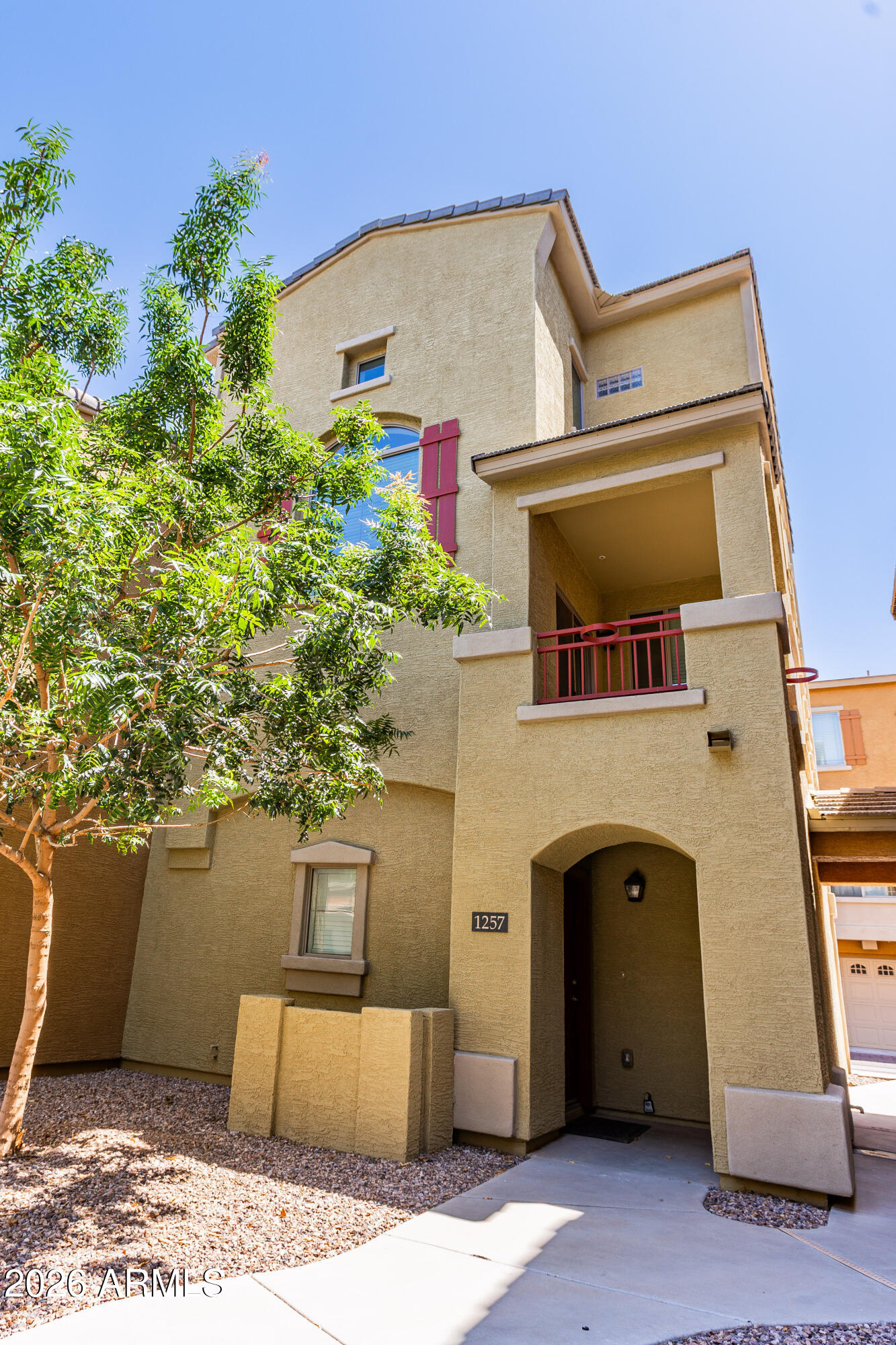 240 W JUNIPER Avenue 1257