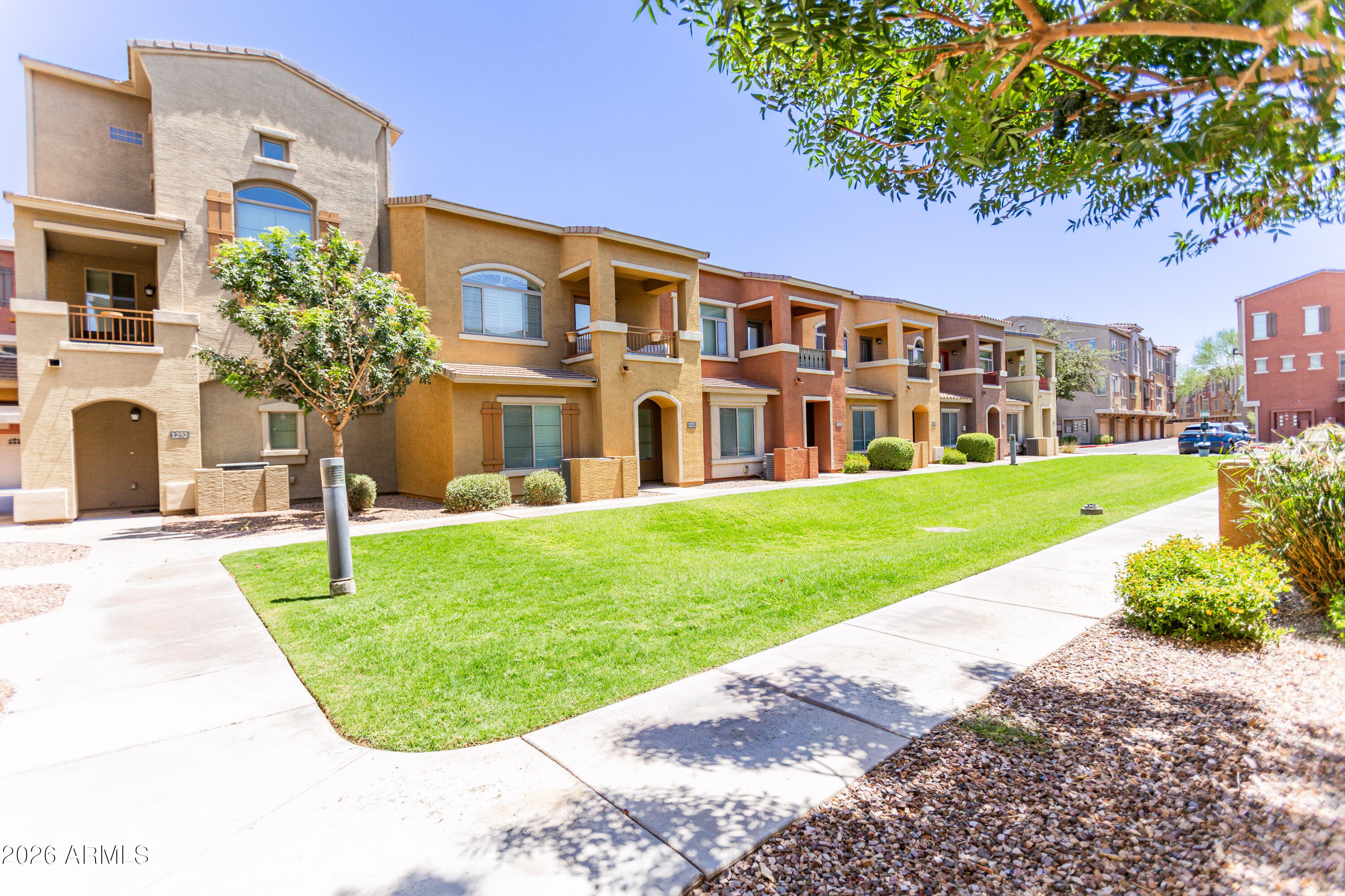 240 W JUNIPER Avenue 1257