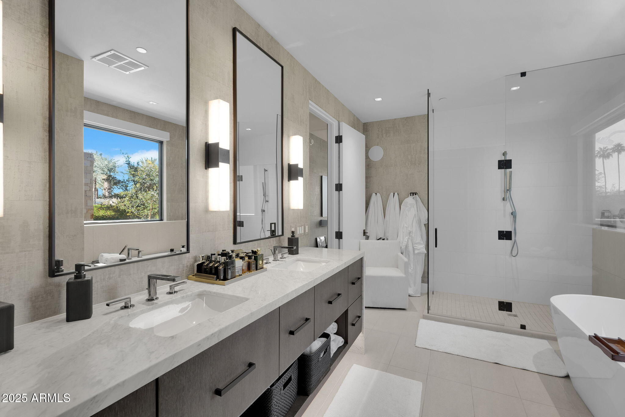 6321 E PHOENICIAN Boulevard 7
