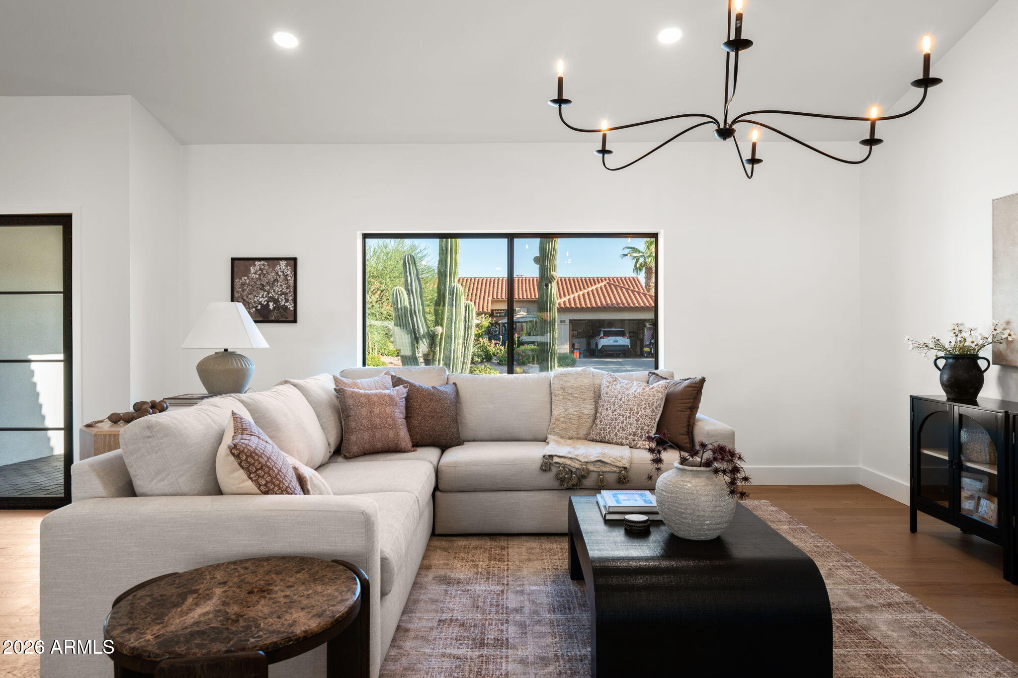 10572 E BELLA VISTA Drive