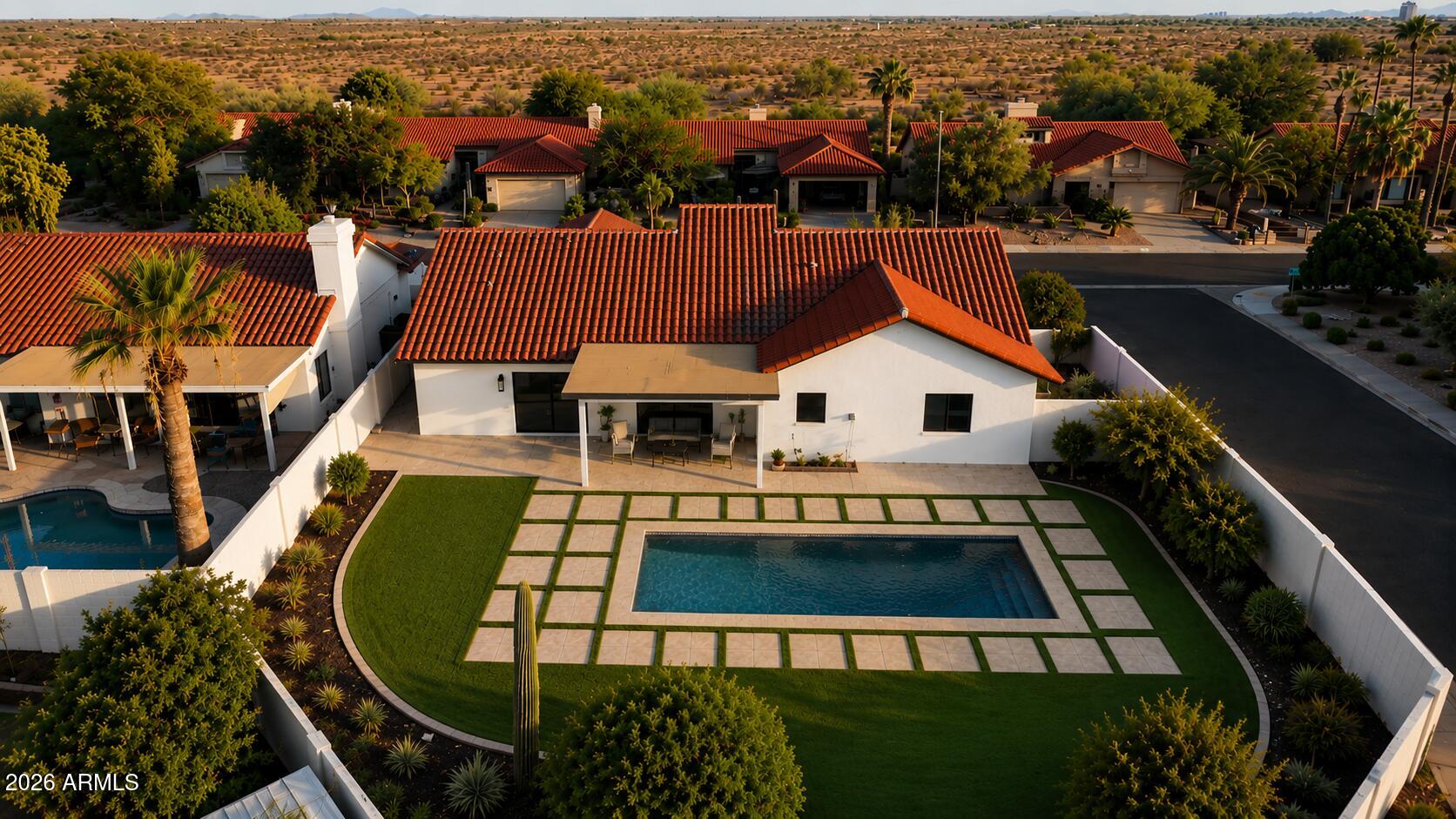 10572 E BELLA VISTA Drive