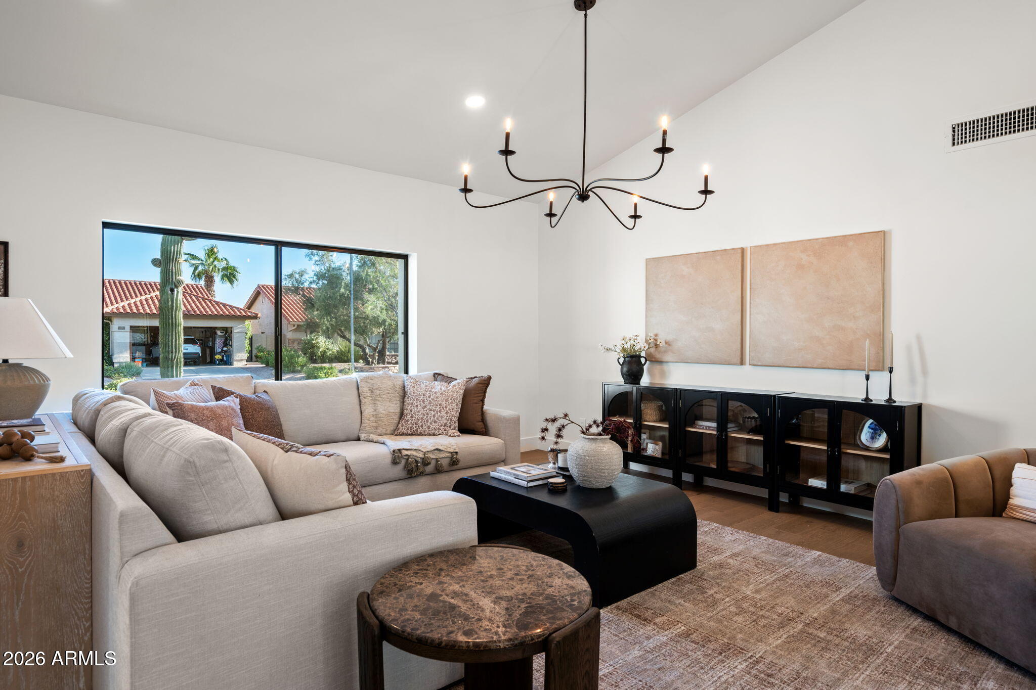 10572 E BELLA VISTA Drive