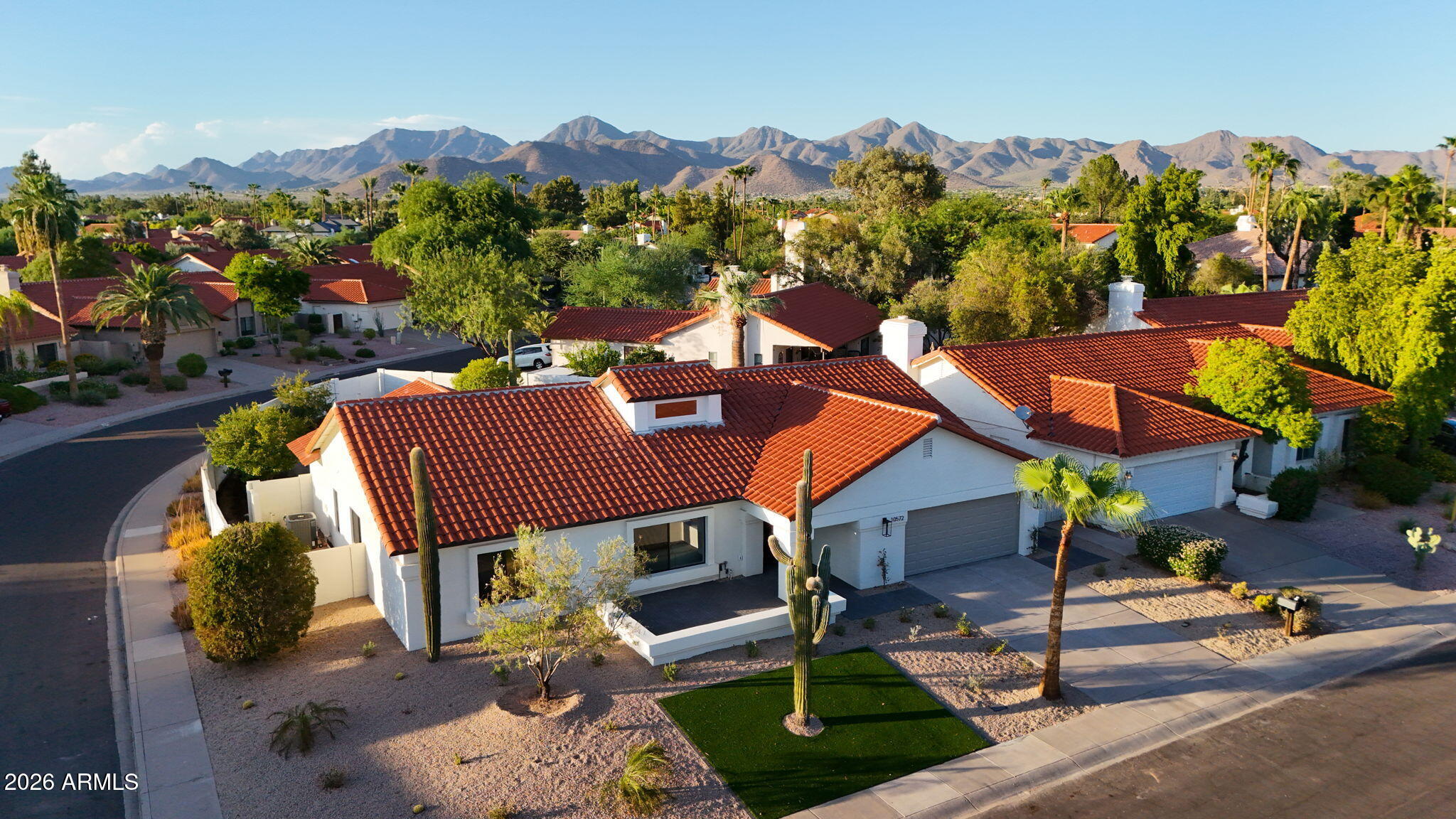 10572 E BELLA VISTA Drive