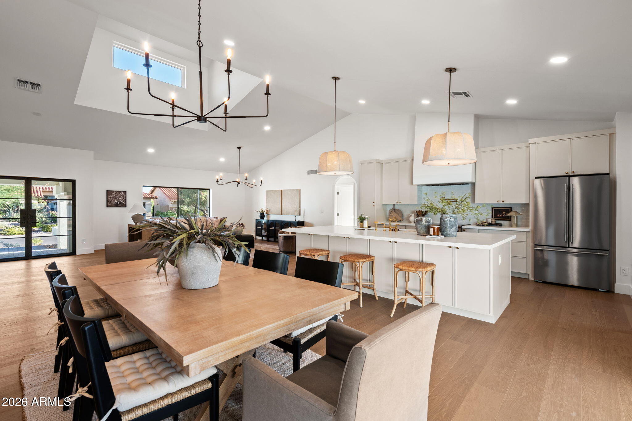 10572 E BELLA VISTA Drive