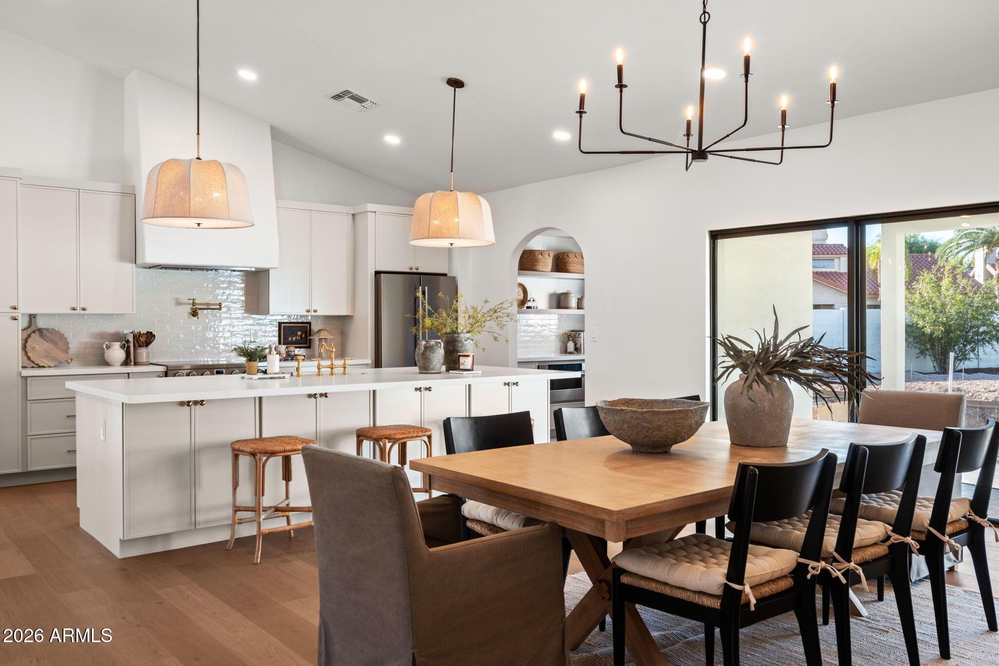 10572 E BELLA VISTA Drive