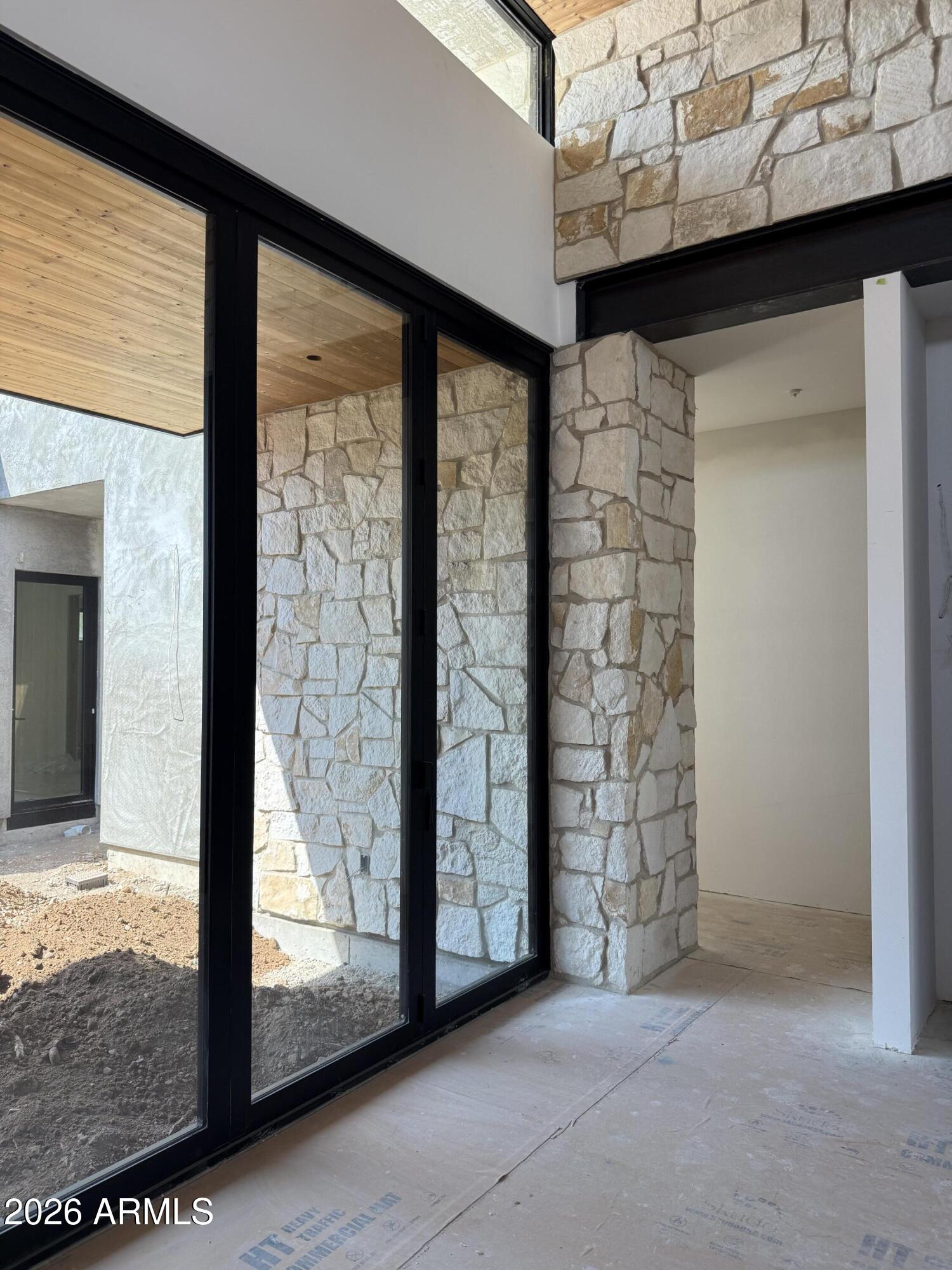 8528 E CLYDESDALE Trail