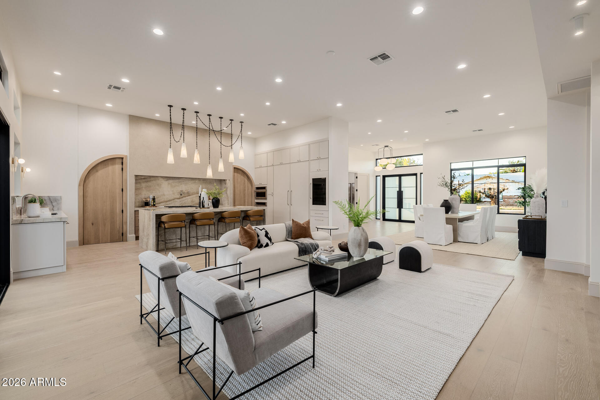 3301 E ELM Street