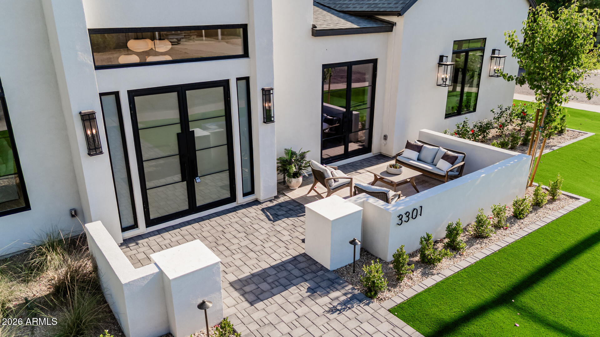 3301 E ELM Street
