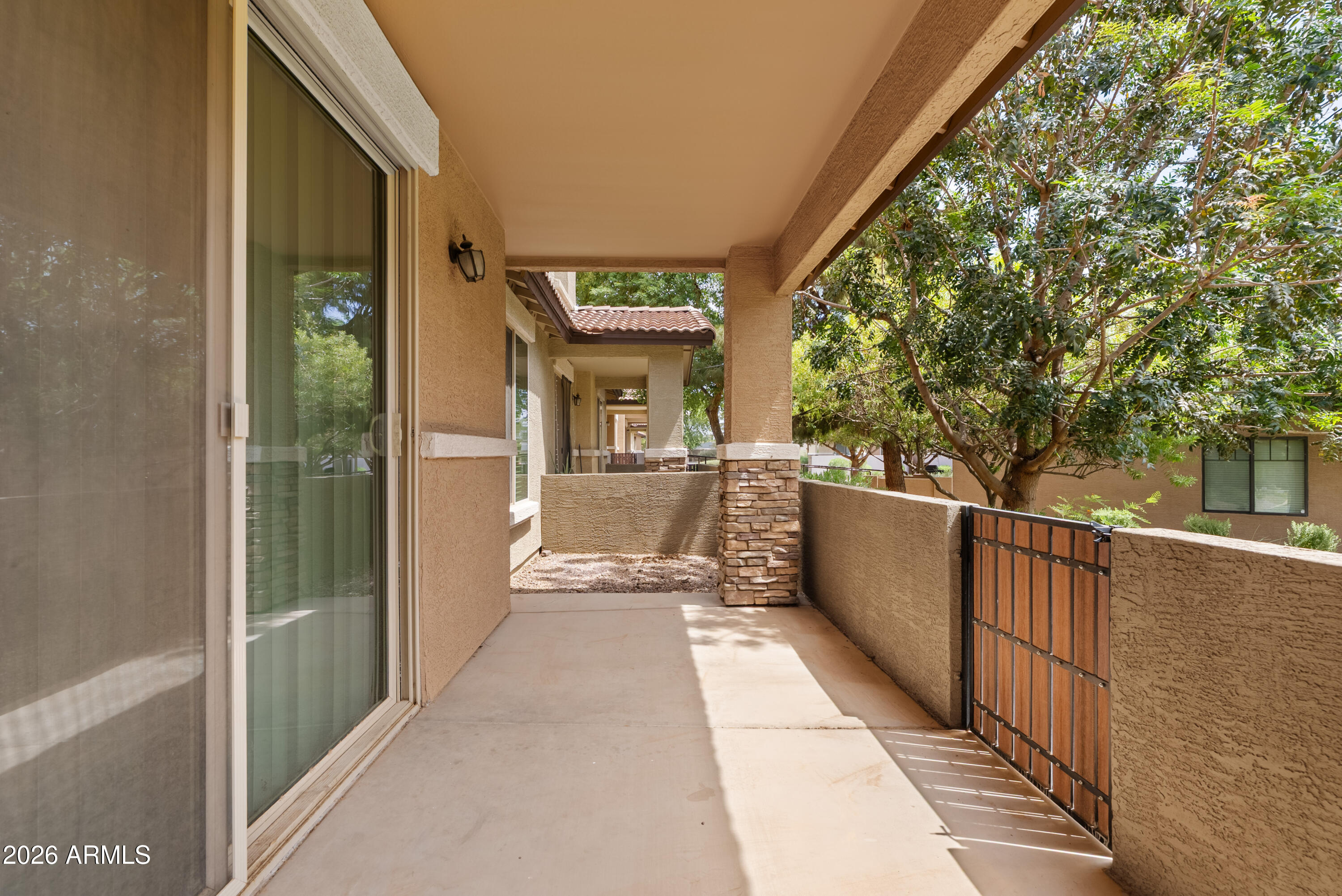 7726 E BASELINE Road 129