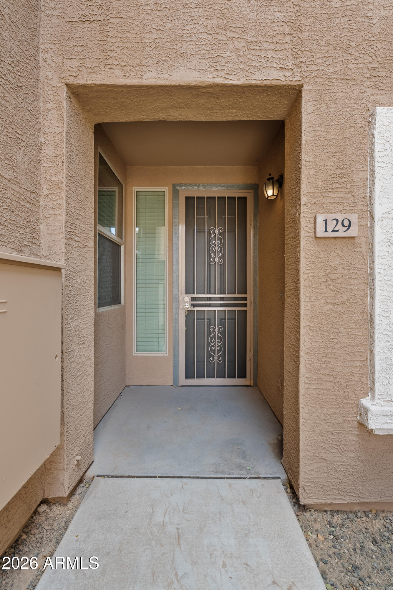7726 E BASELINE Road 129