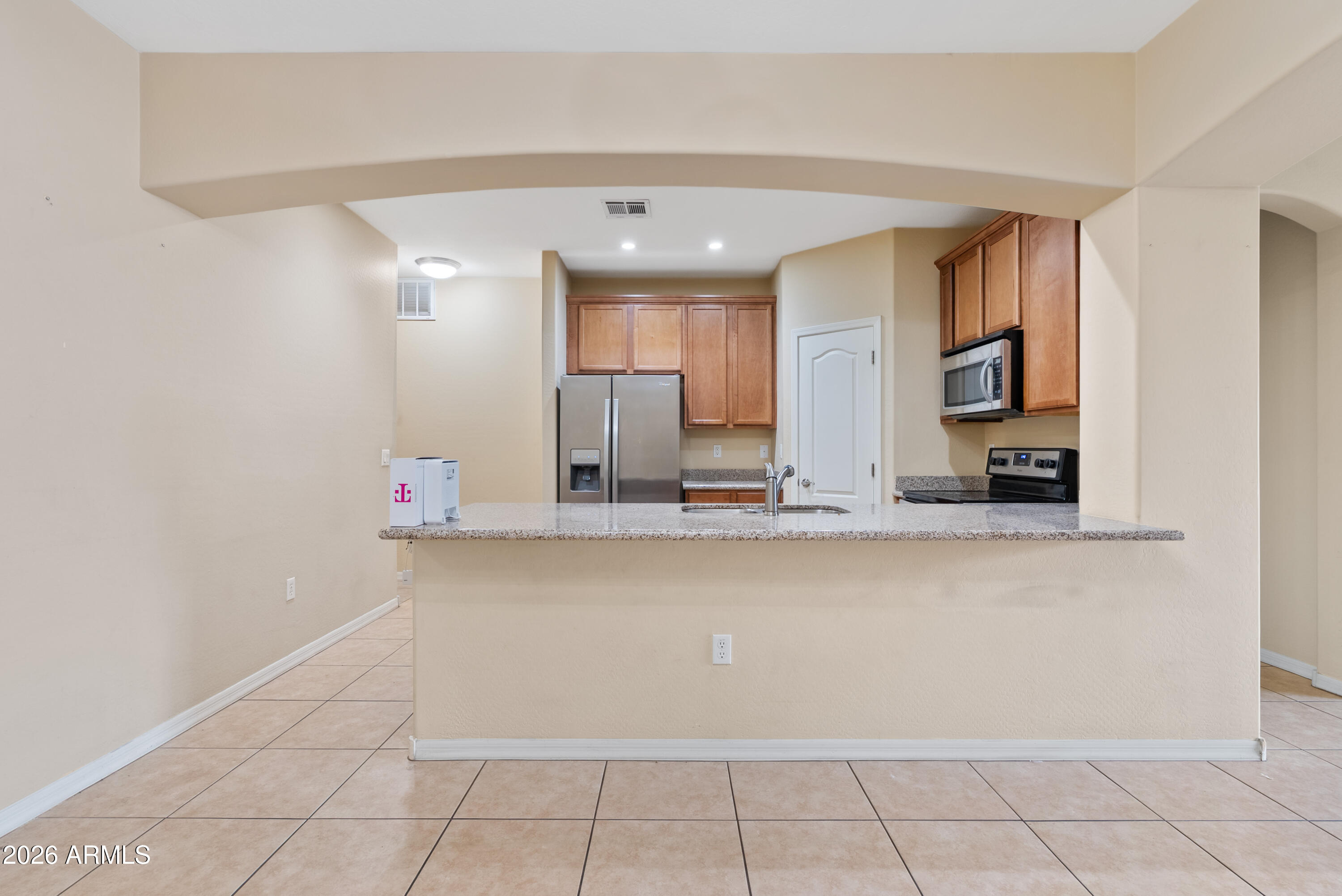 7726 E BASELINE Road 129