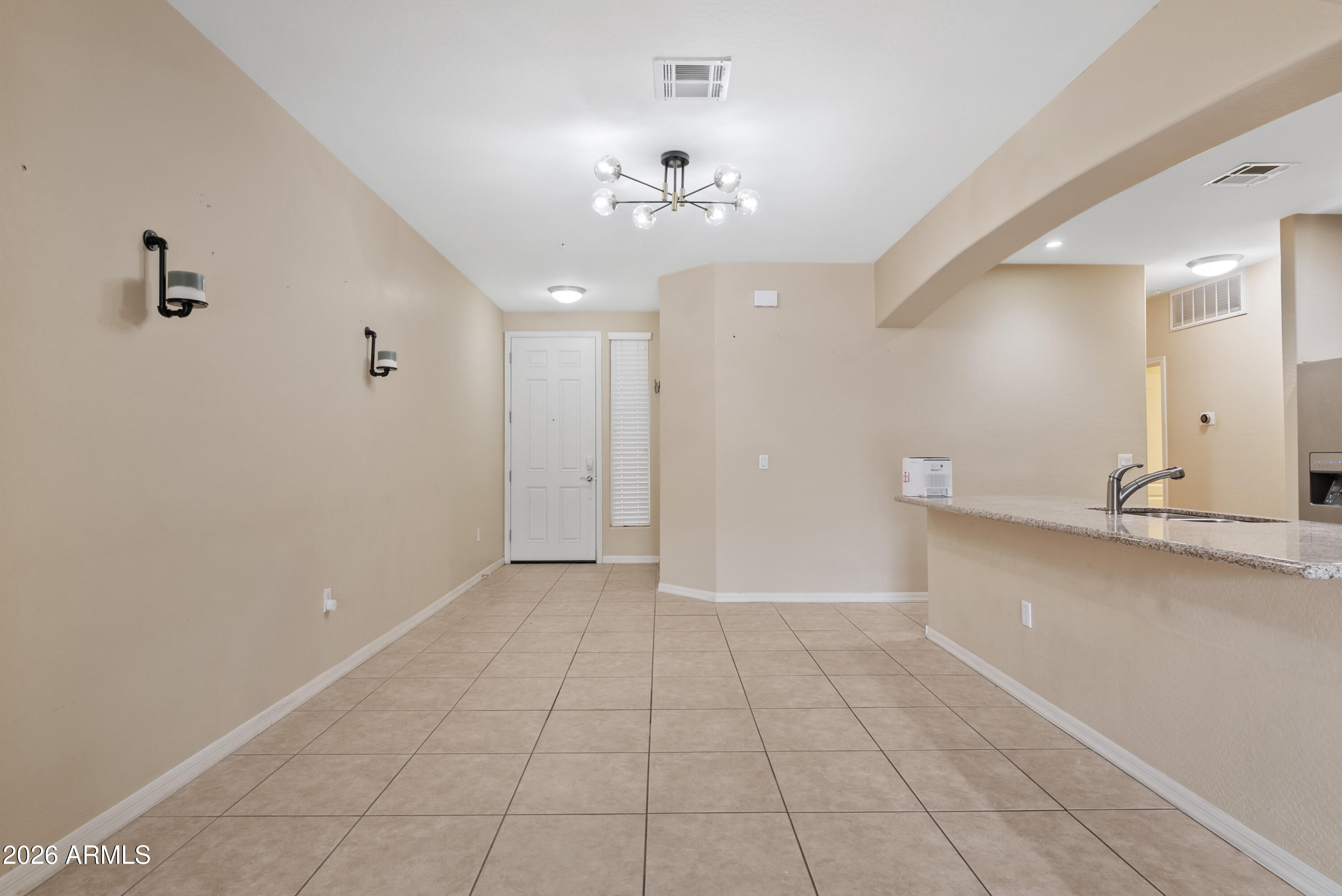 7726 E BASELINE Road 129