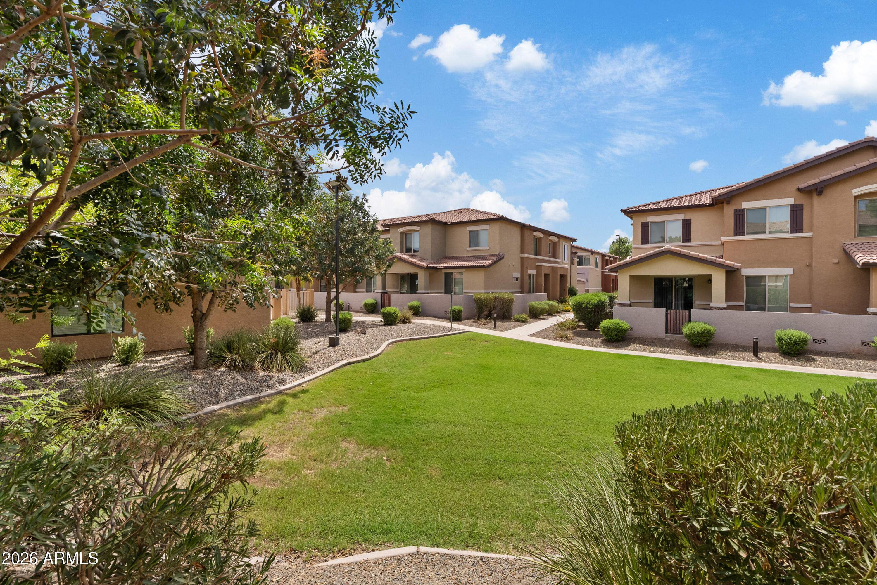 7726 E BASELINE Road 129