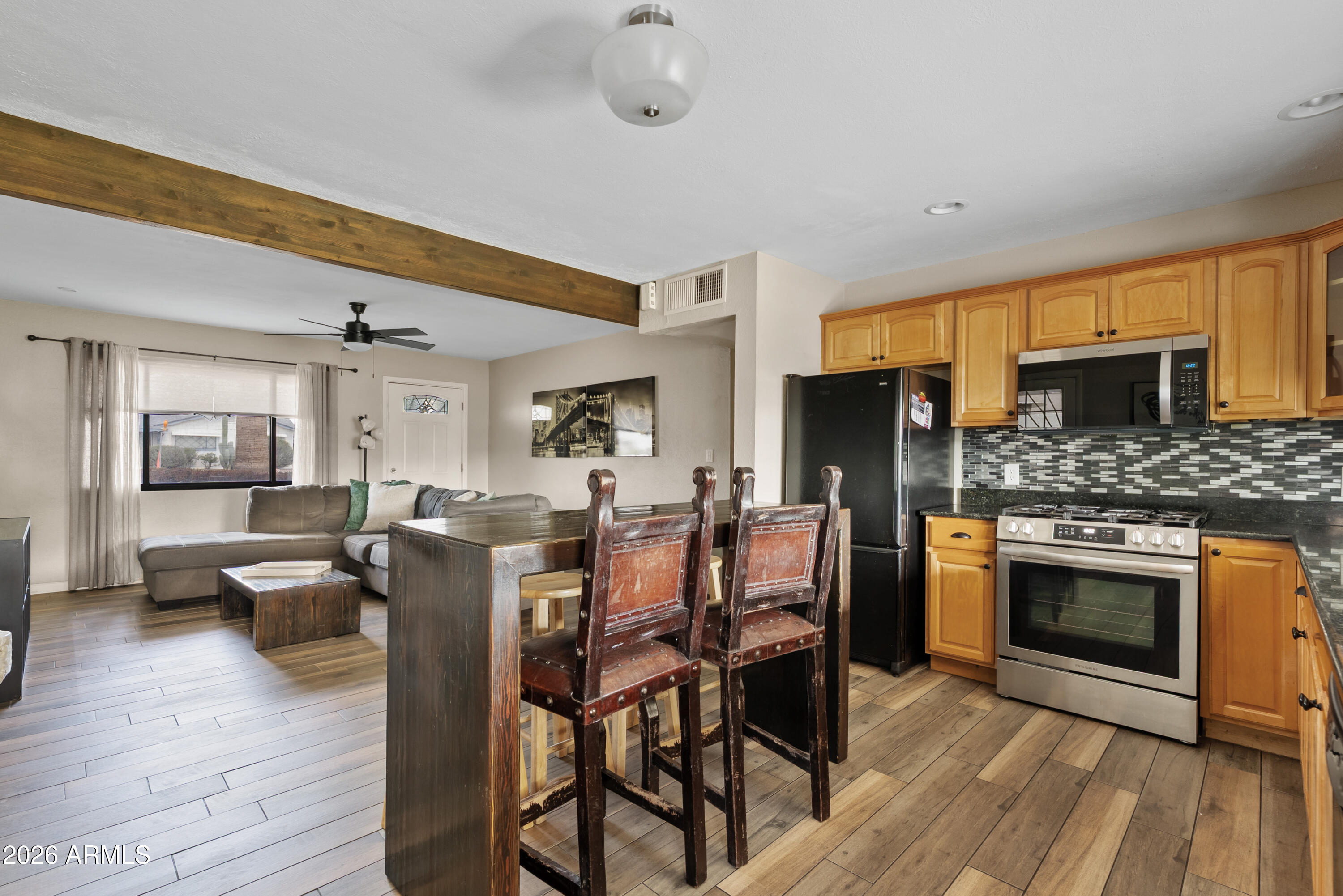 449 E CONTINENTAL Drive