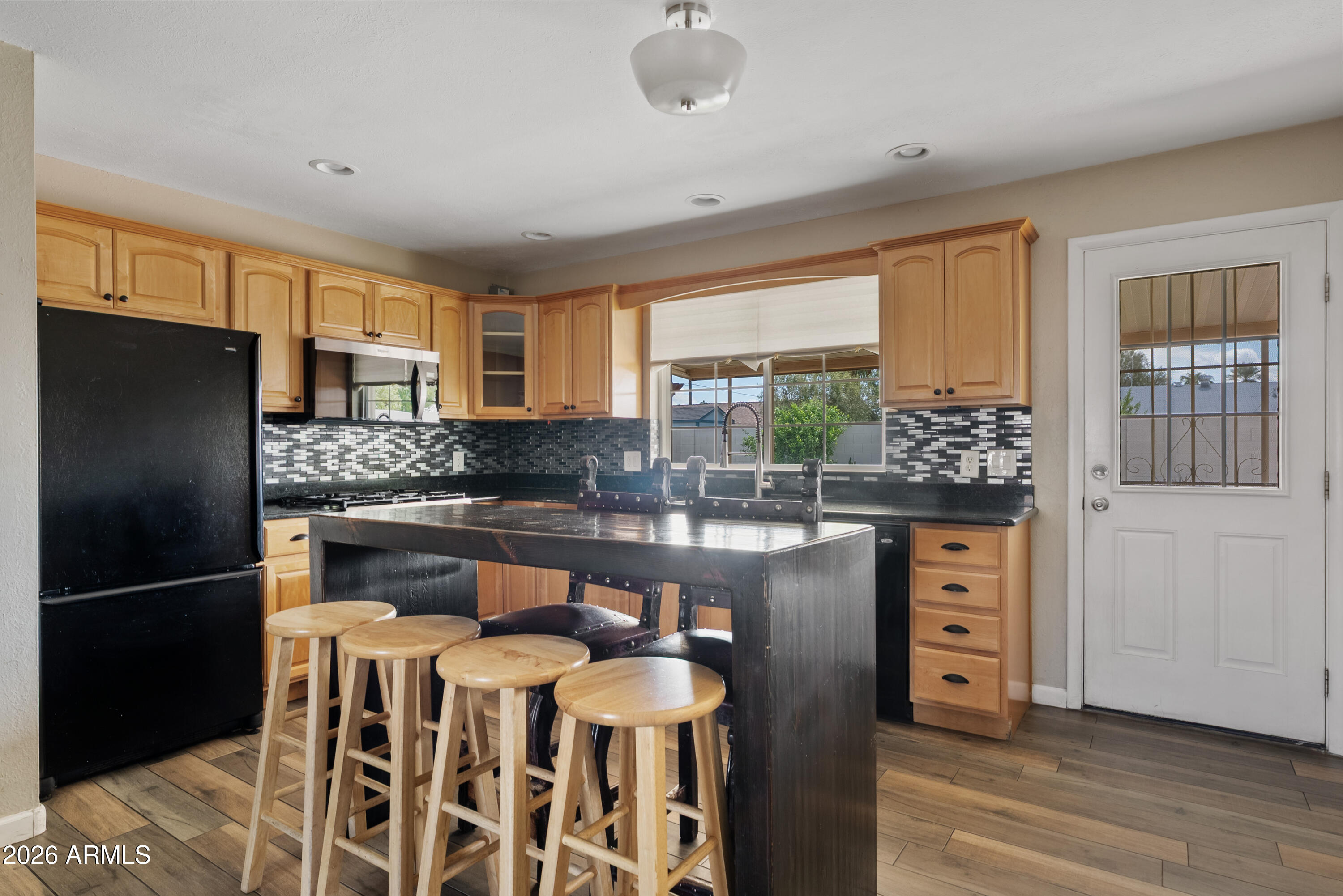 449 E CONTINENTAL Drive