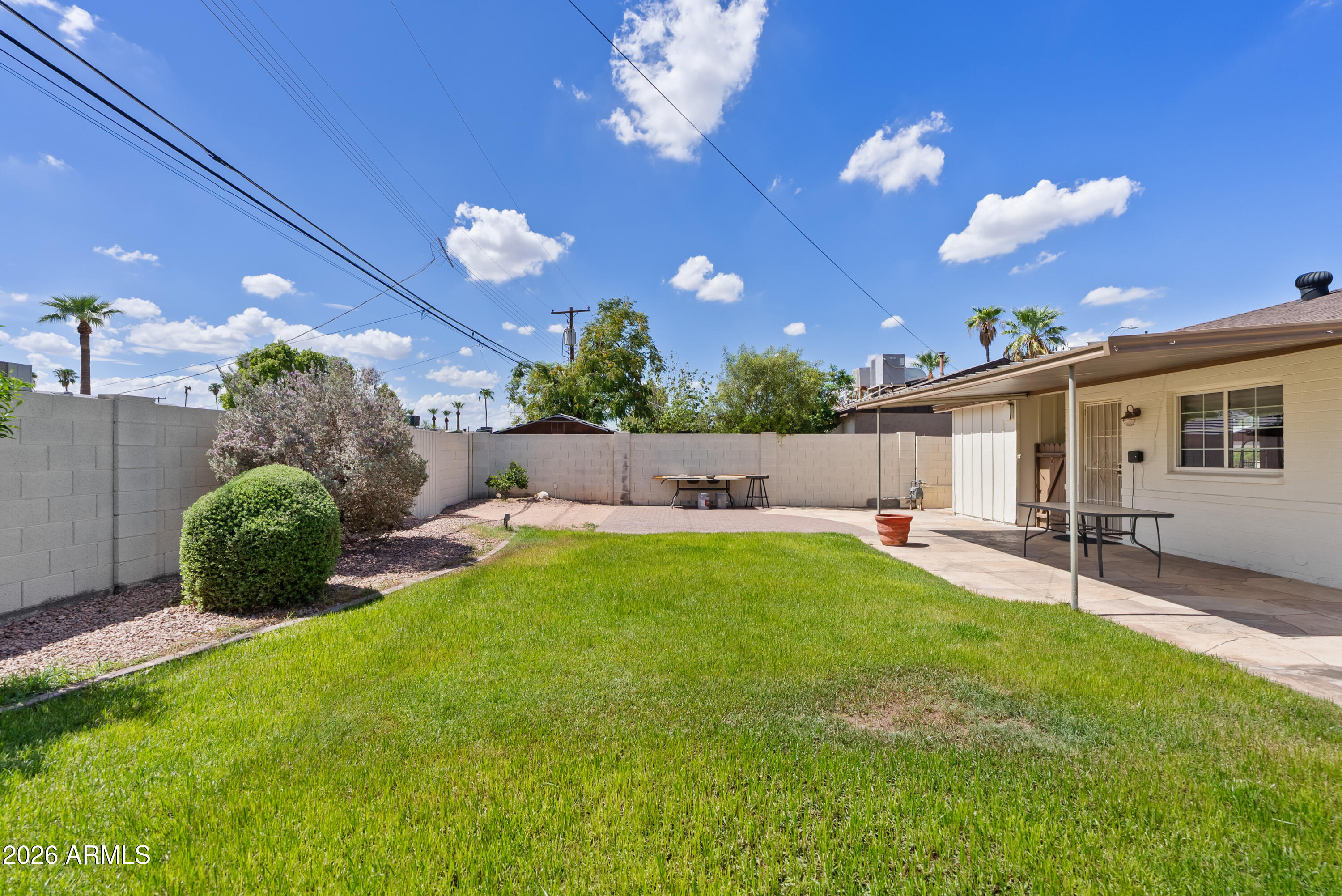 449 E CONTINENTAL Drive