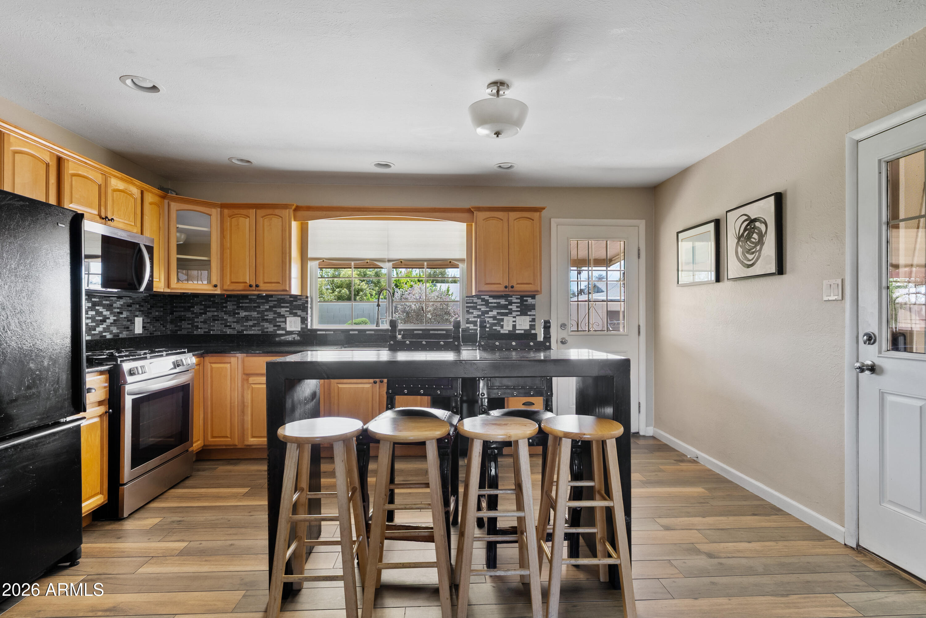 449 E CONTINENTAL Drive