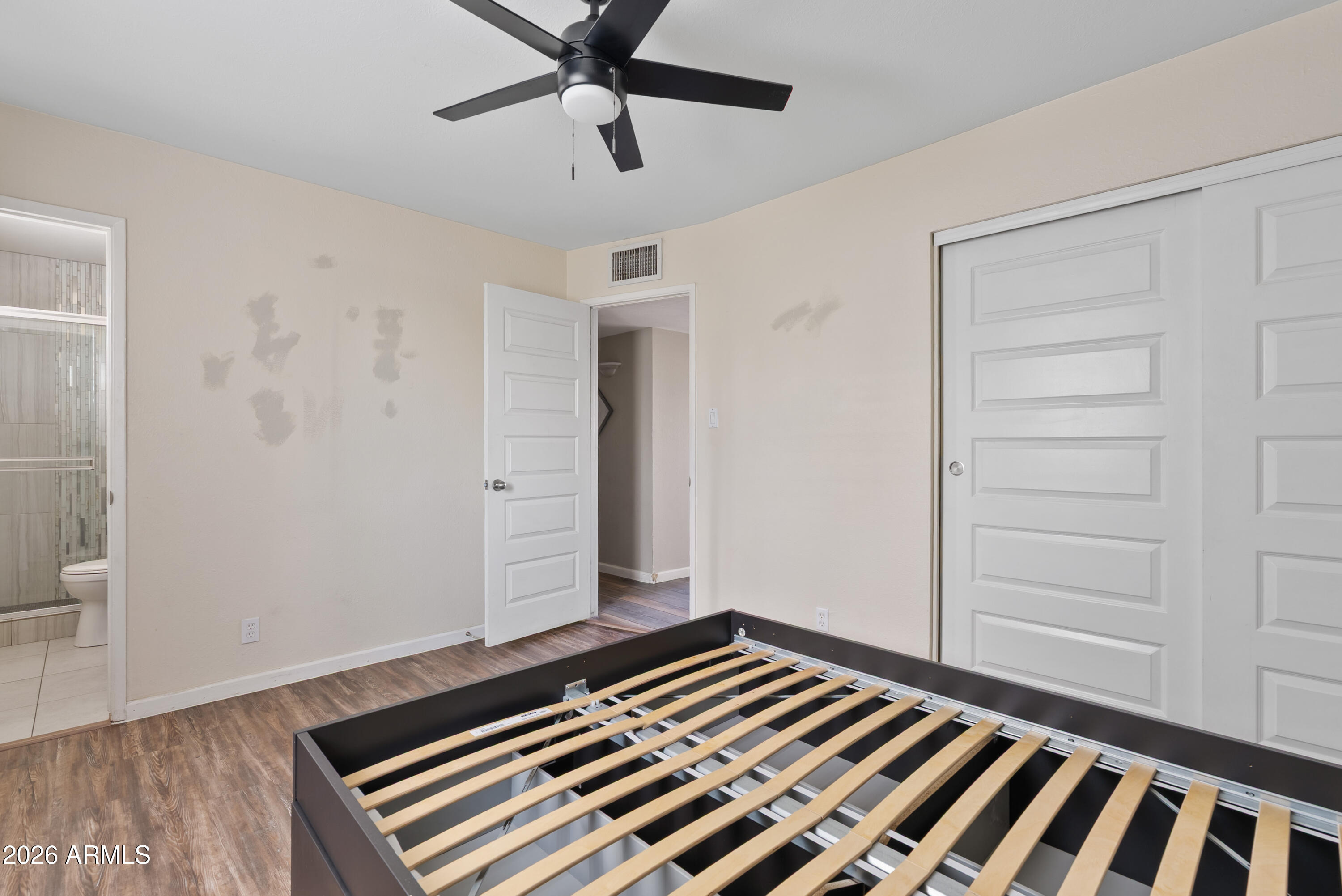 449 E CONTINENTAL Drive