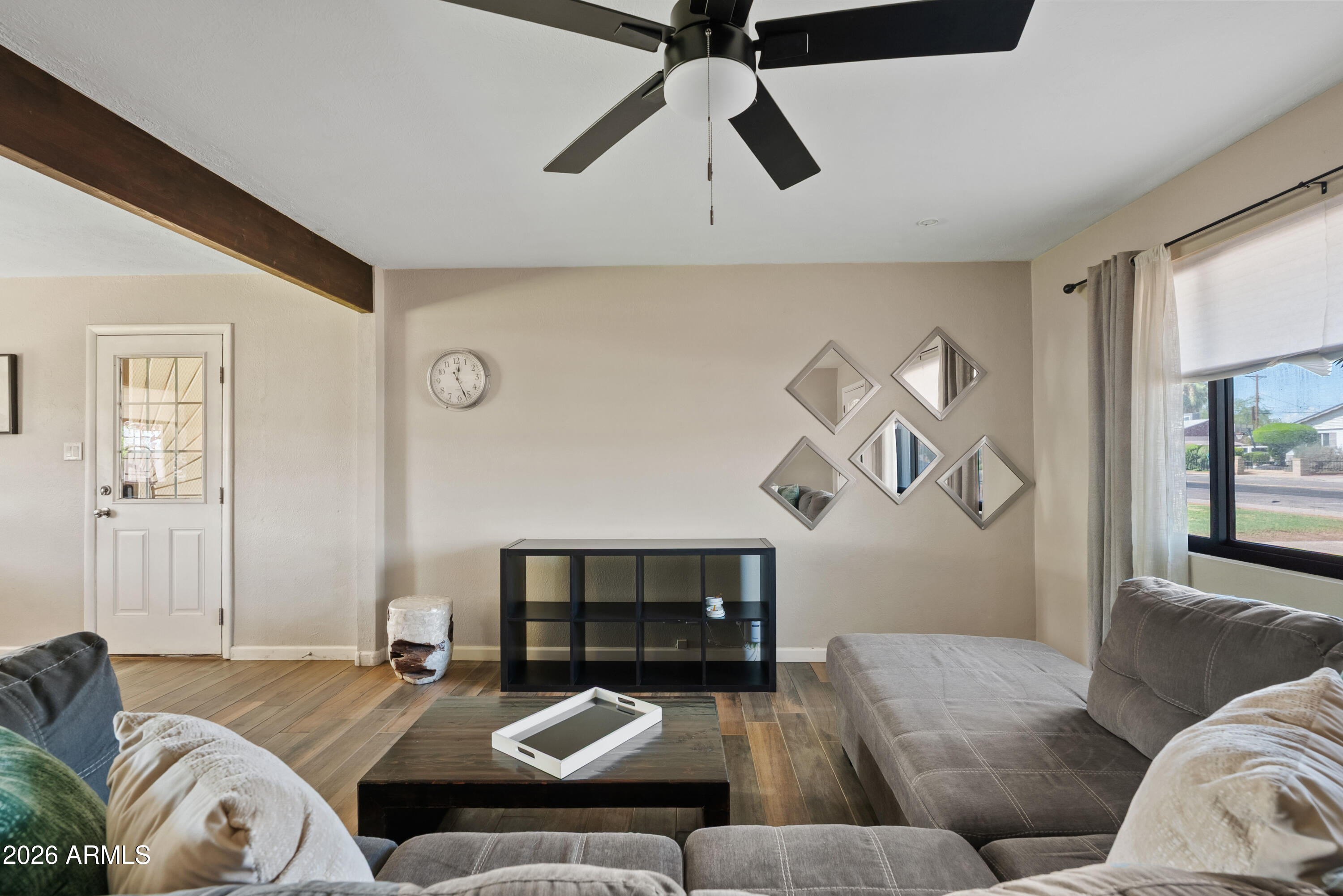 449 E CONTINENTAL Drive