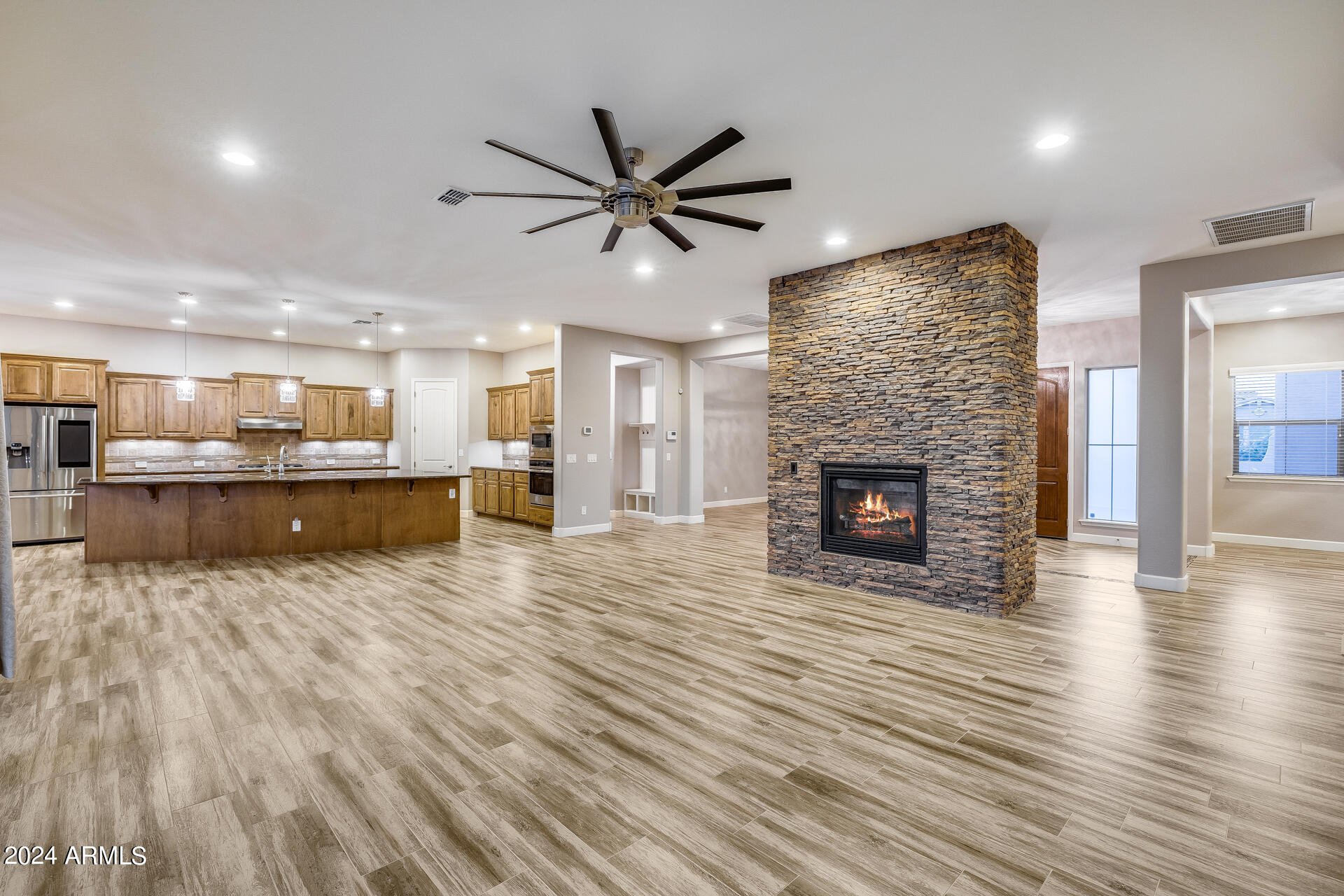 3786 E CHESTNUT Lane