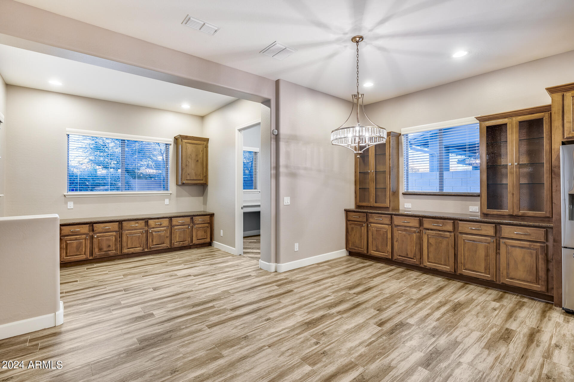 3786 E CHESTNUT Lane