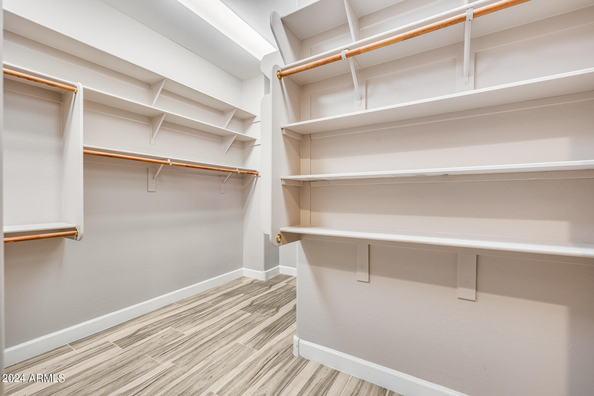 3786 E CHESTNUT Lane