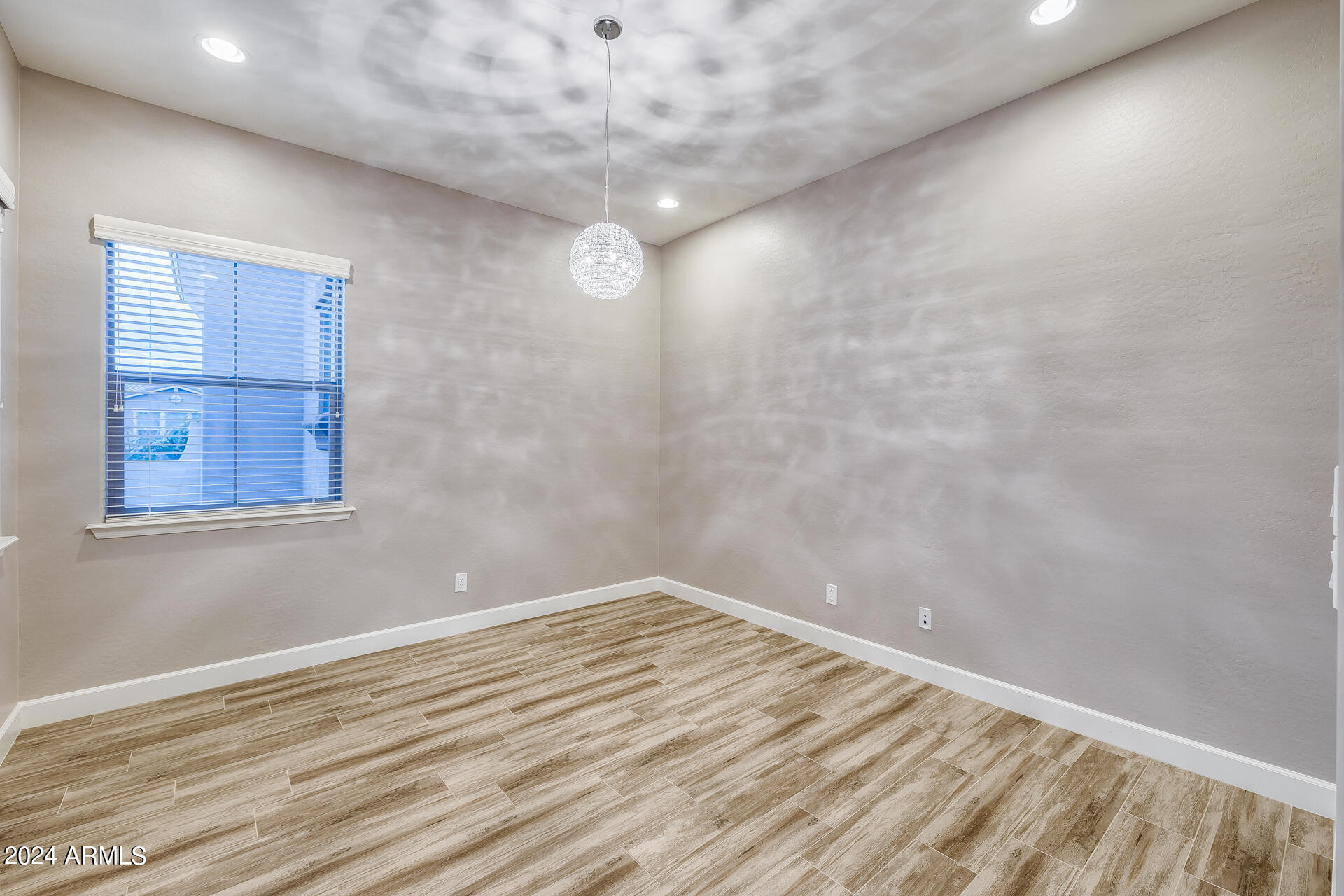 3786 E CHESTNUT Lane