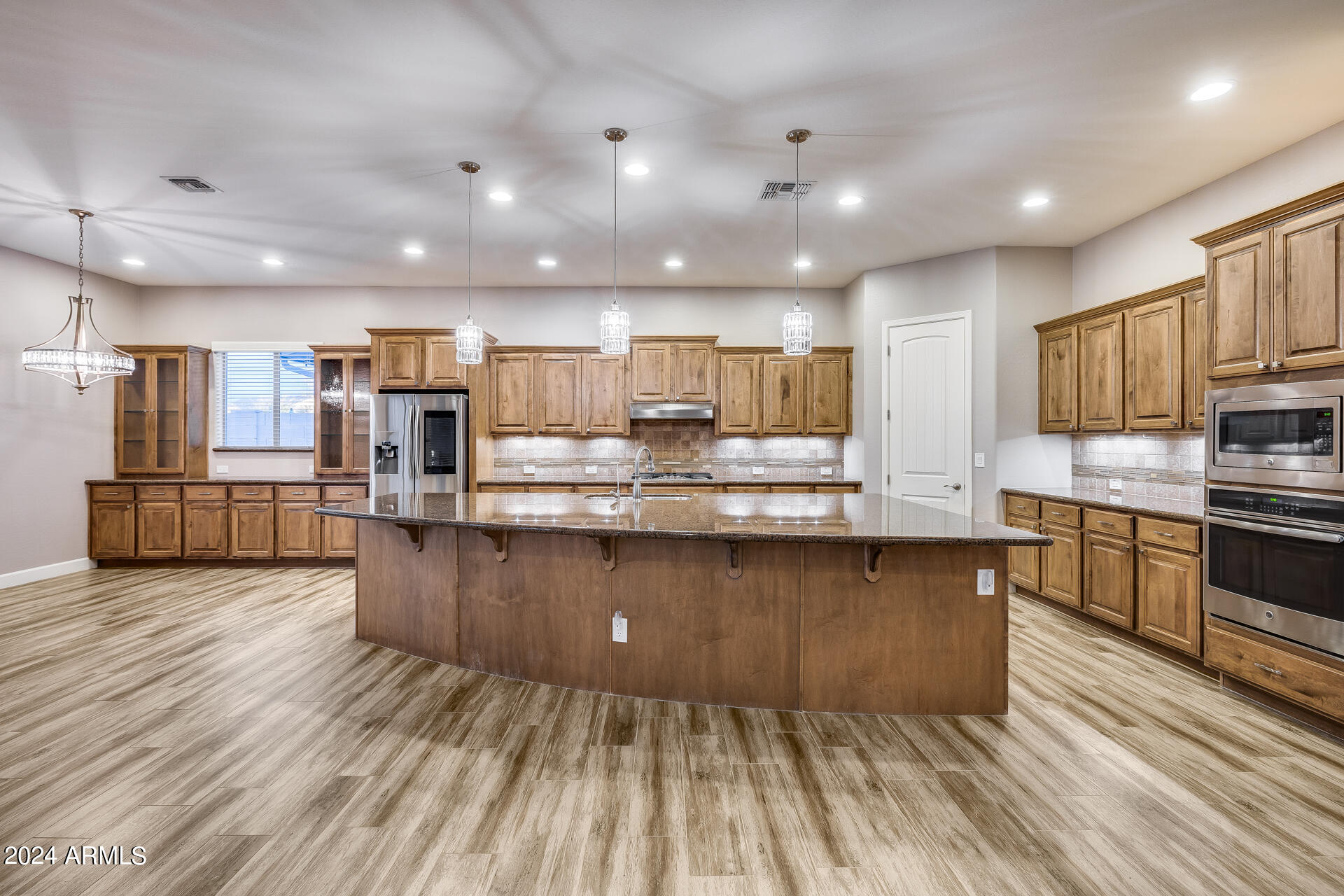 3786 E CHESTNUT Lane