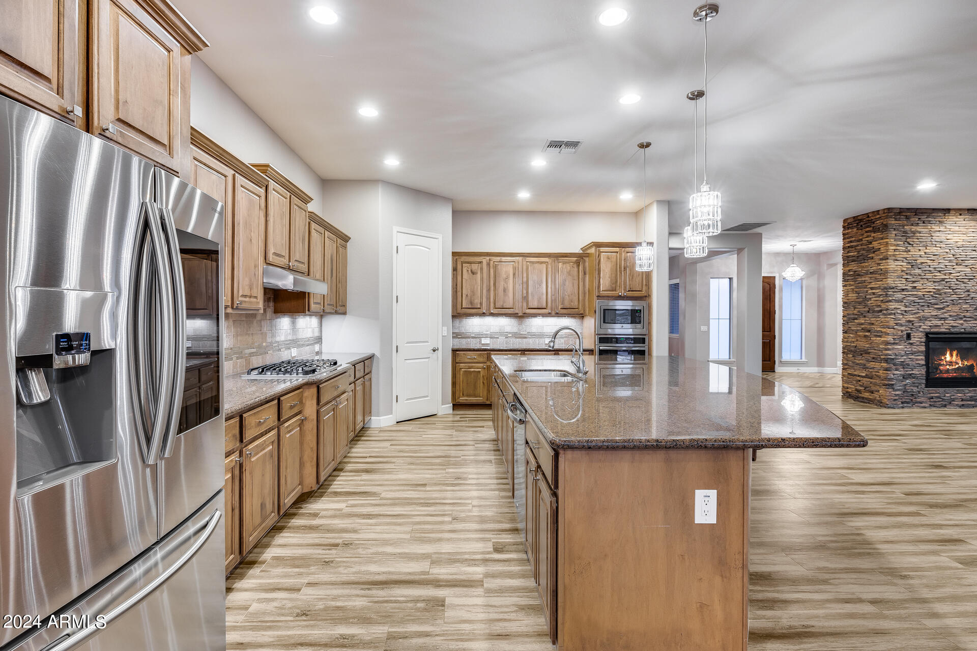 3786 E CHESTNUT Lane