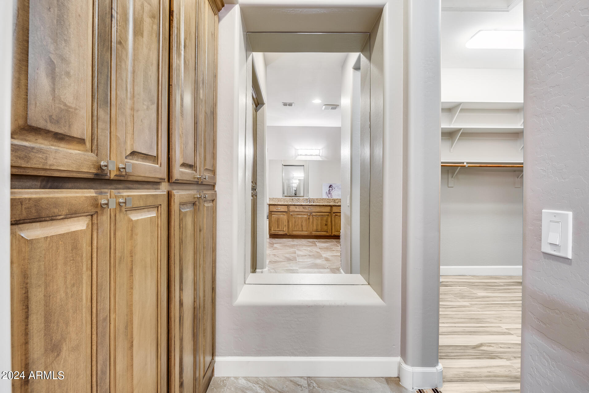 3786 E CHESTNUT Lane