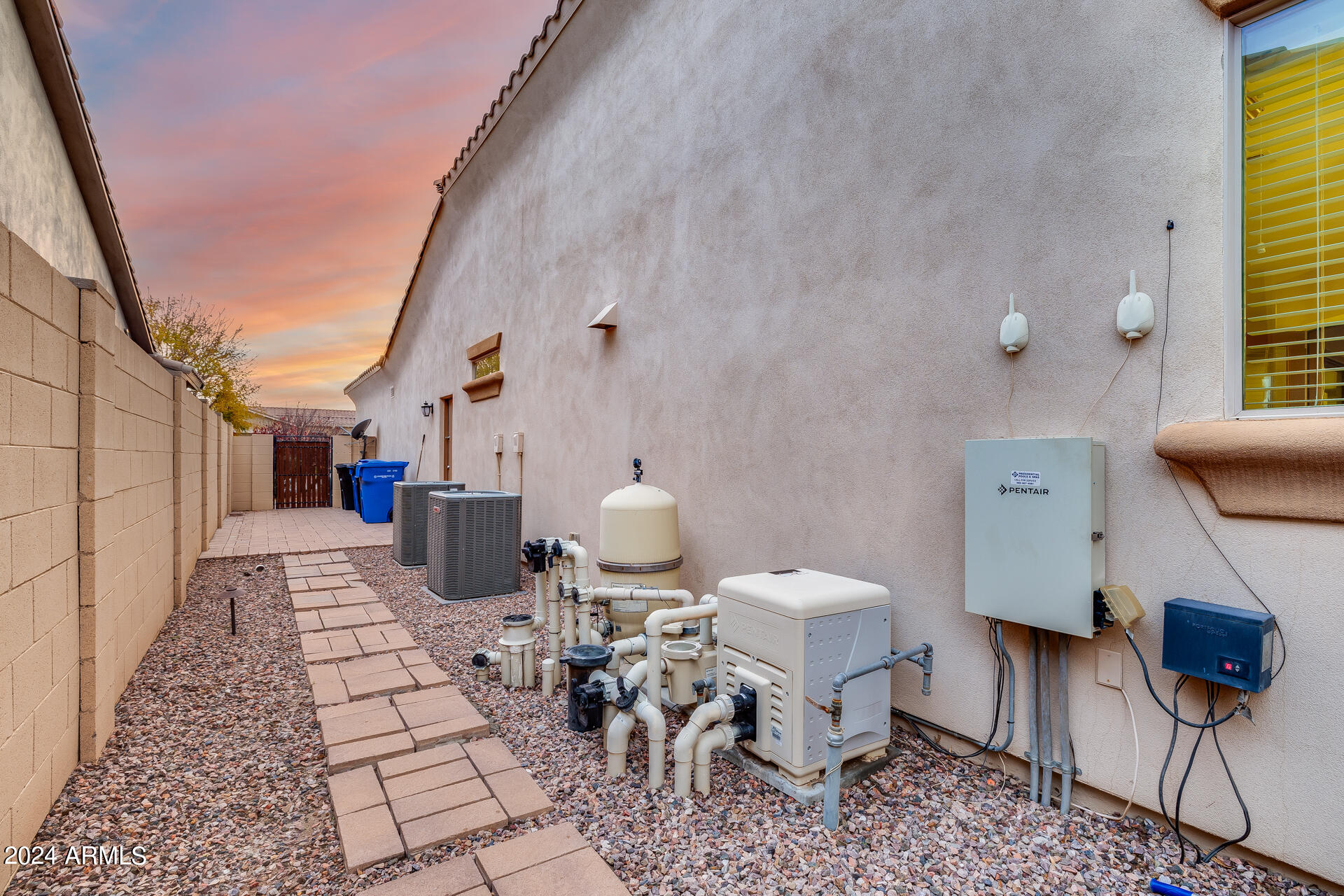 3786 E CHESTNUT Lane