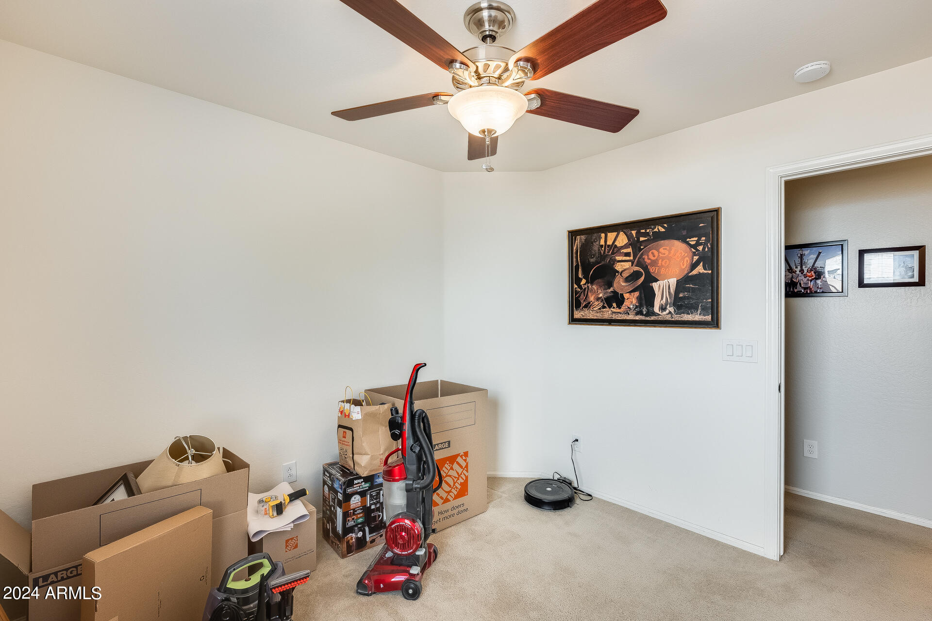 1209 E SHARI Street