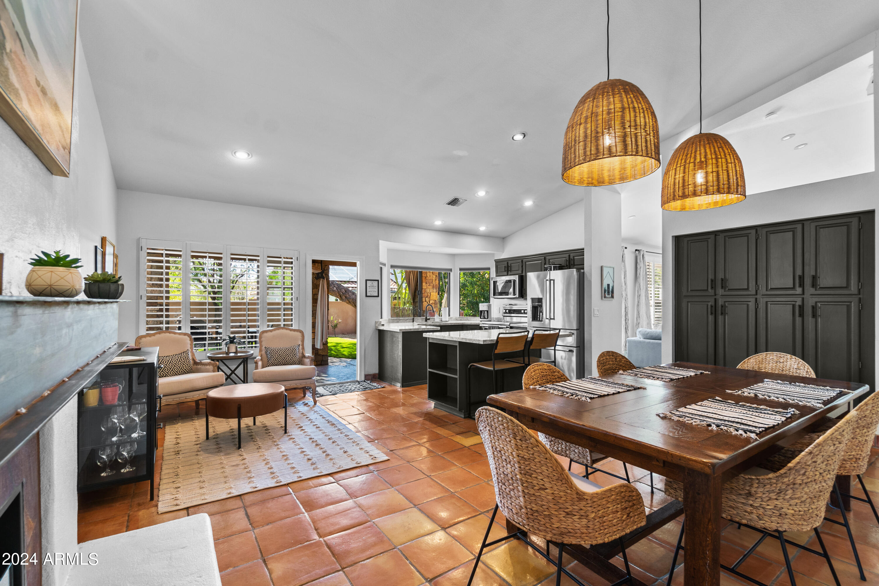 9837 E PERSHING Avenue