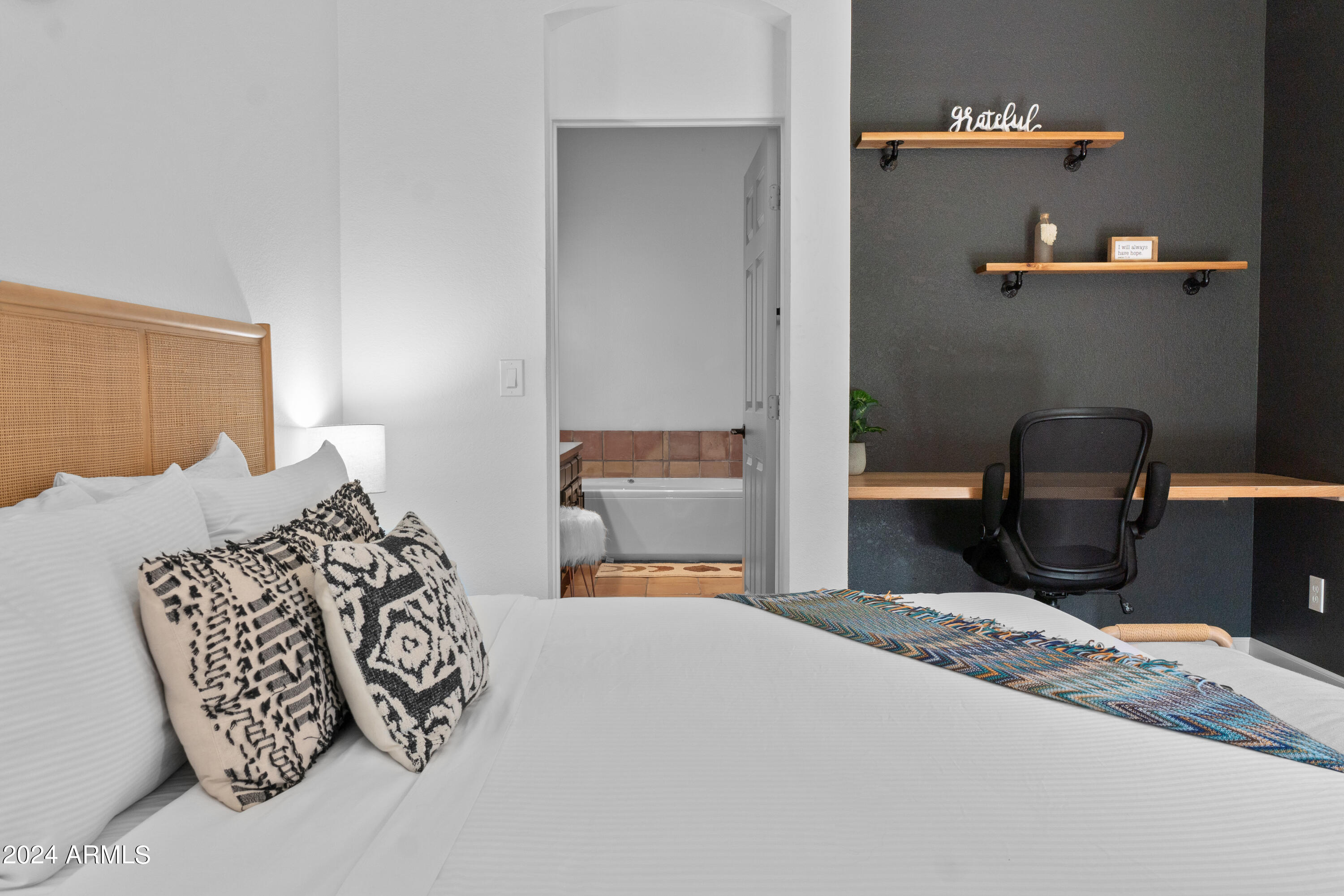 9837 E PERSHING Avenue