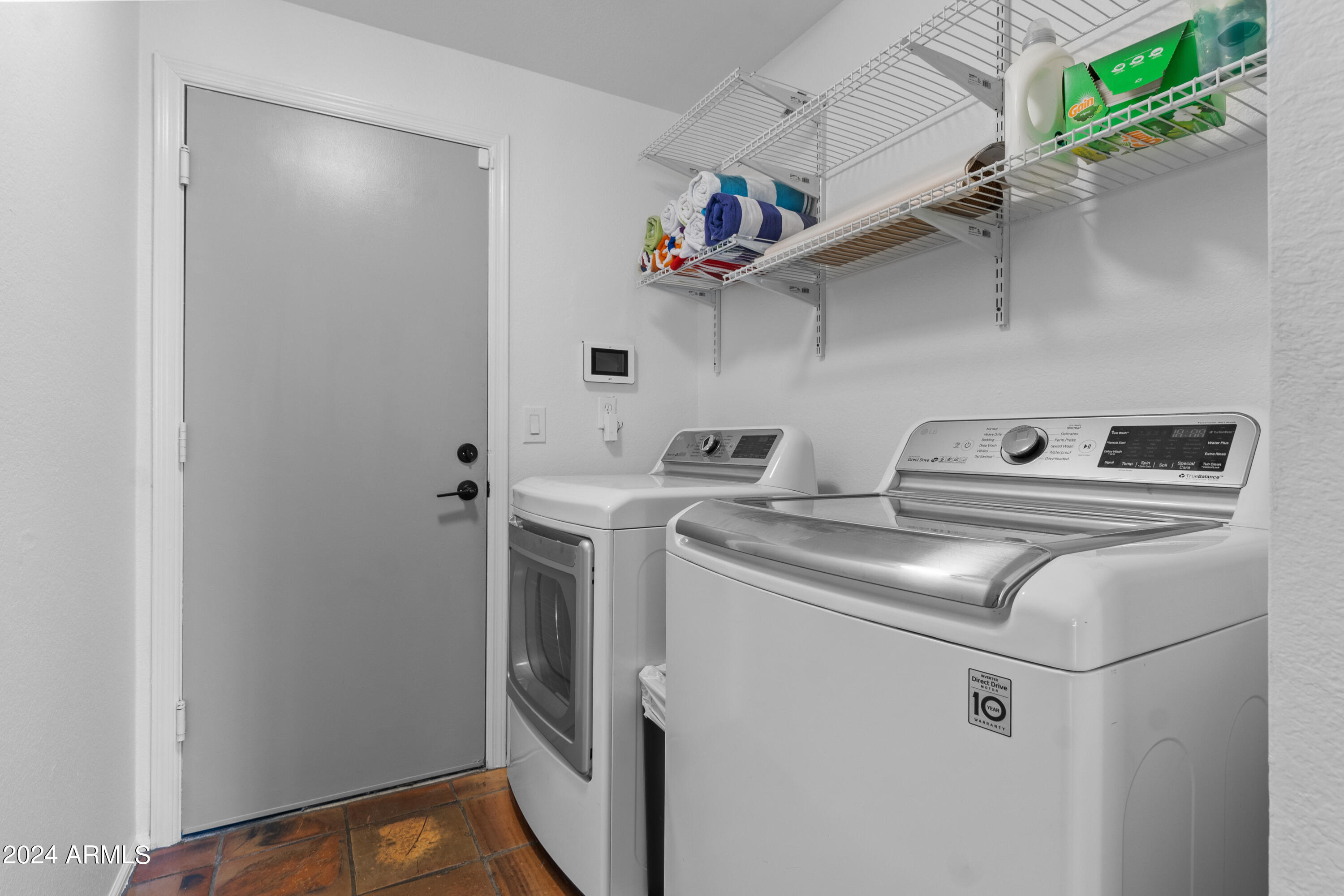 9837 E PERSHING Avenue