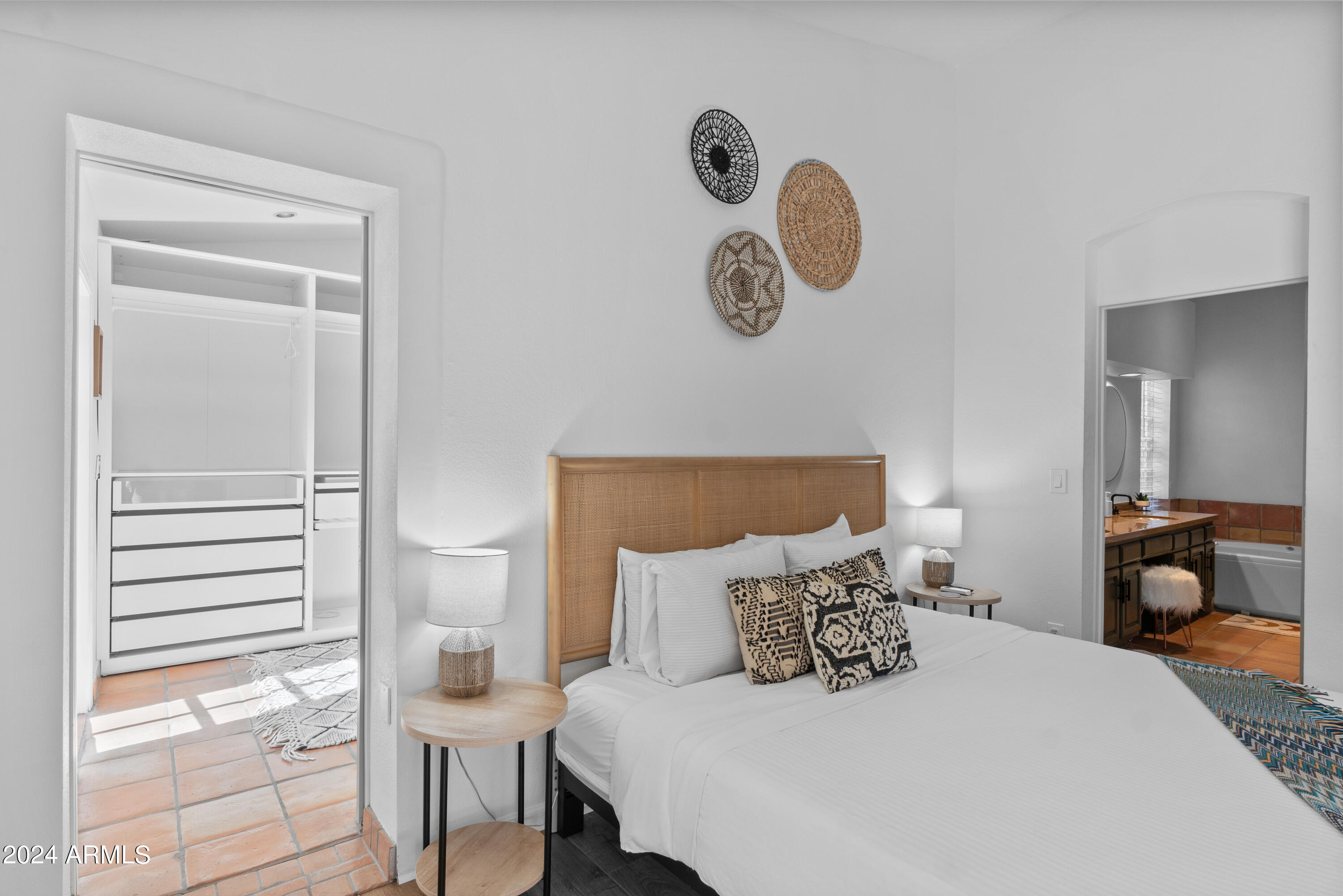 9837 E PERSHING Avenue