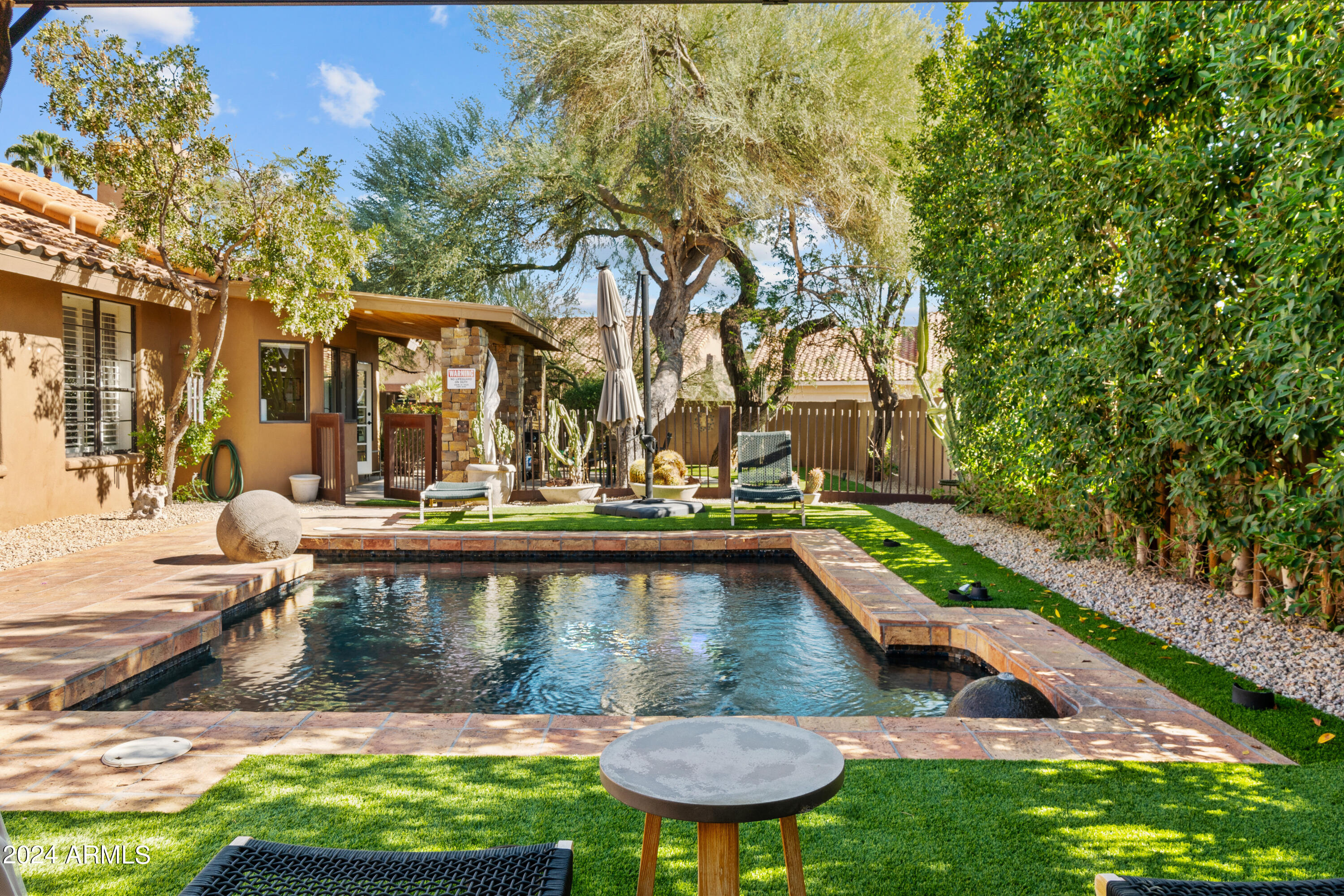 9837 E PERSHING Avenue