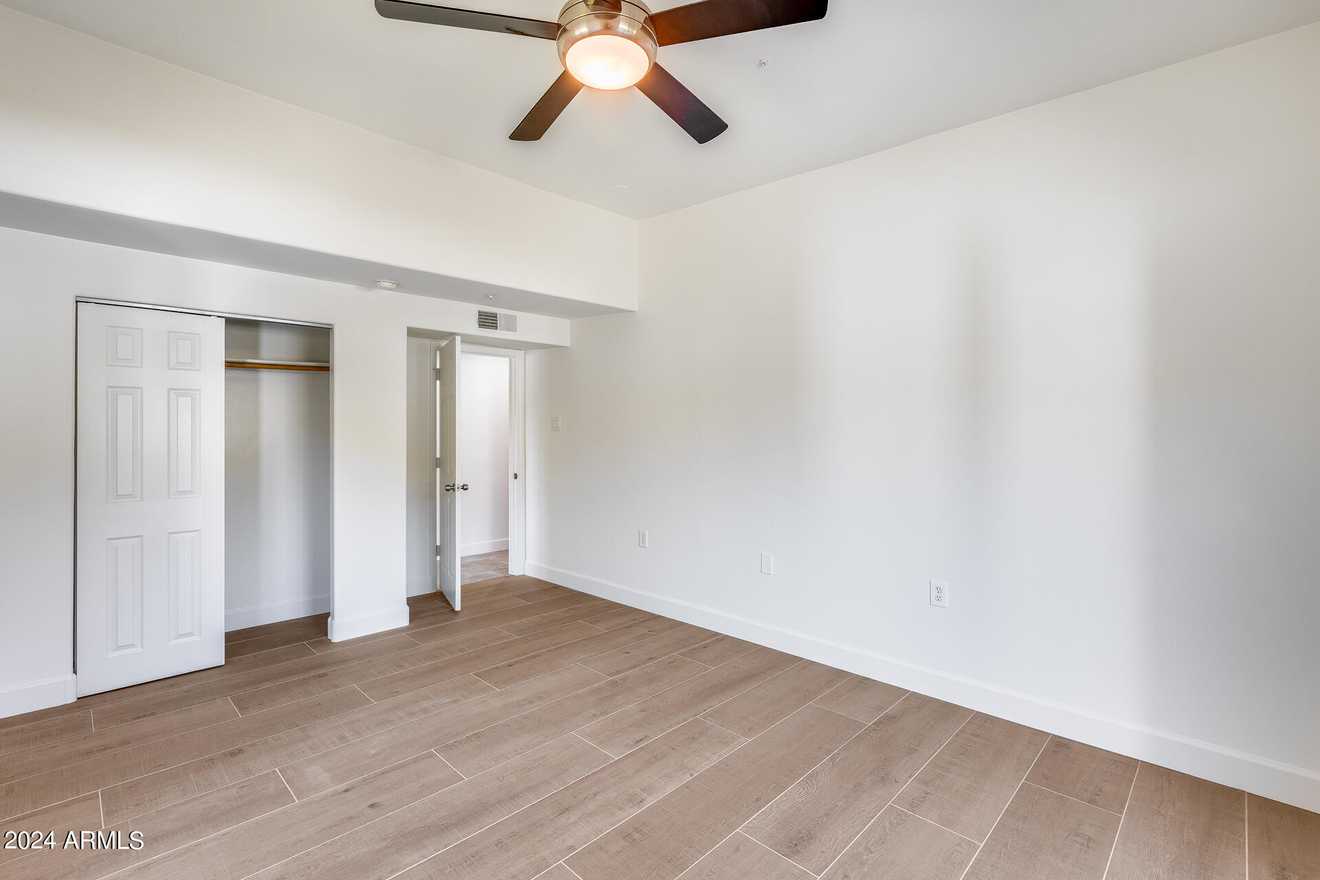 7042 E ORANGE BLOSSOM Lane