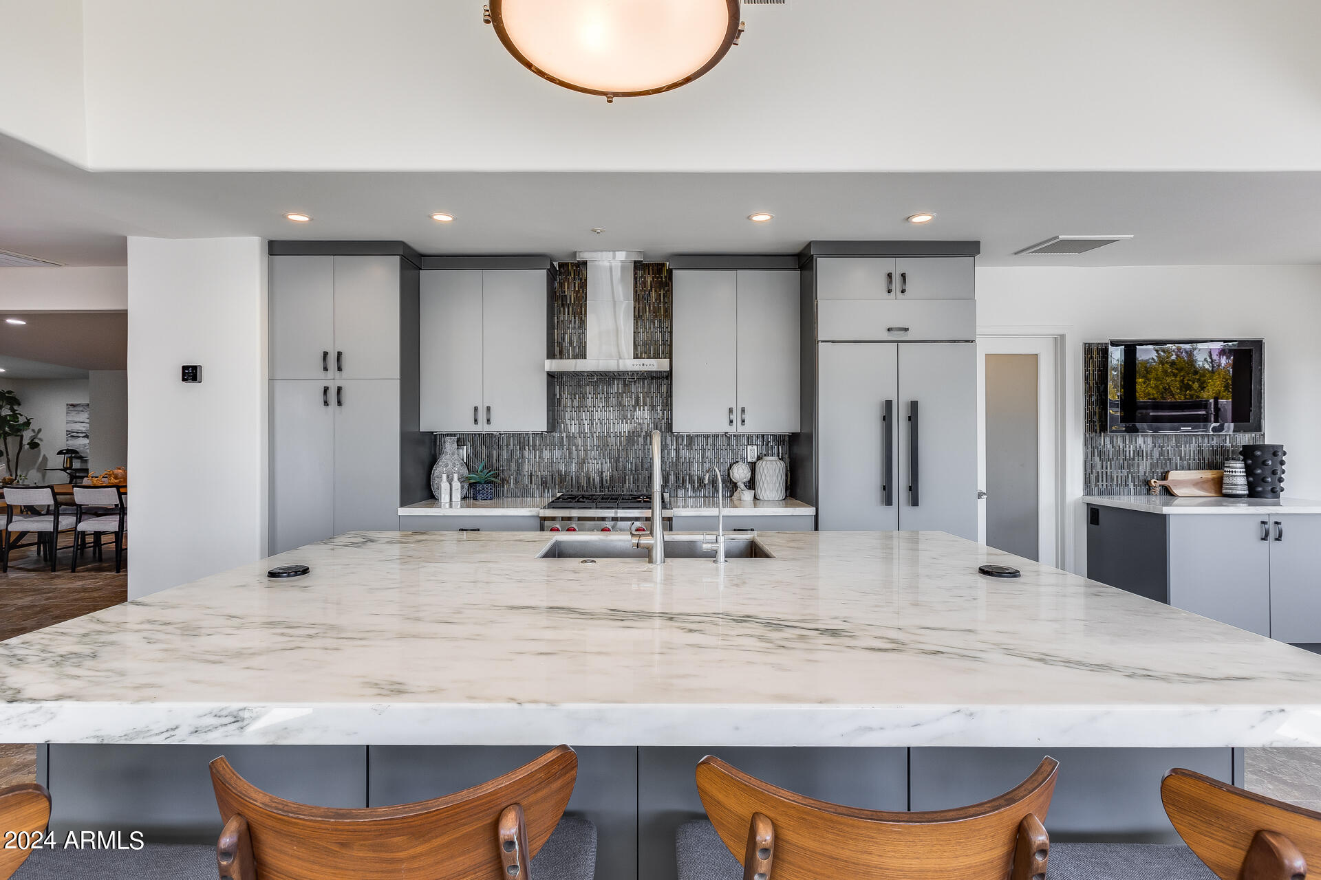 7042 E ORANGE BLOSSOM Lane