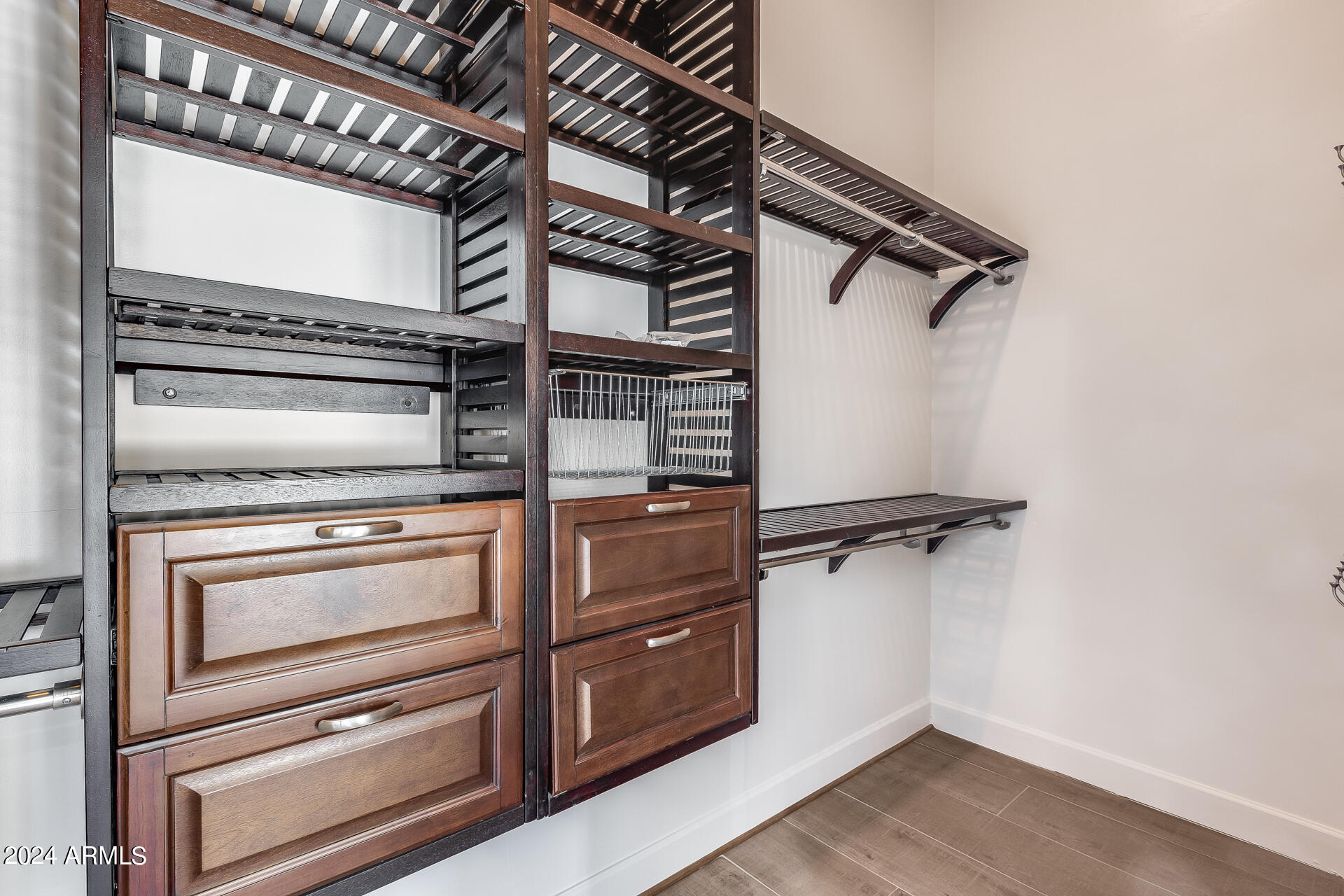 7042 E ORANGE BLOSSOM Lane