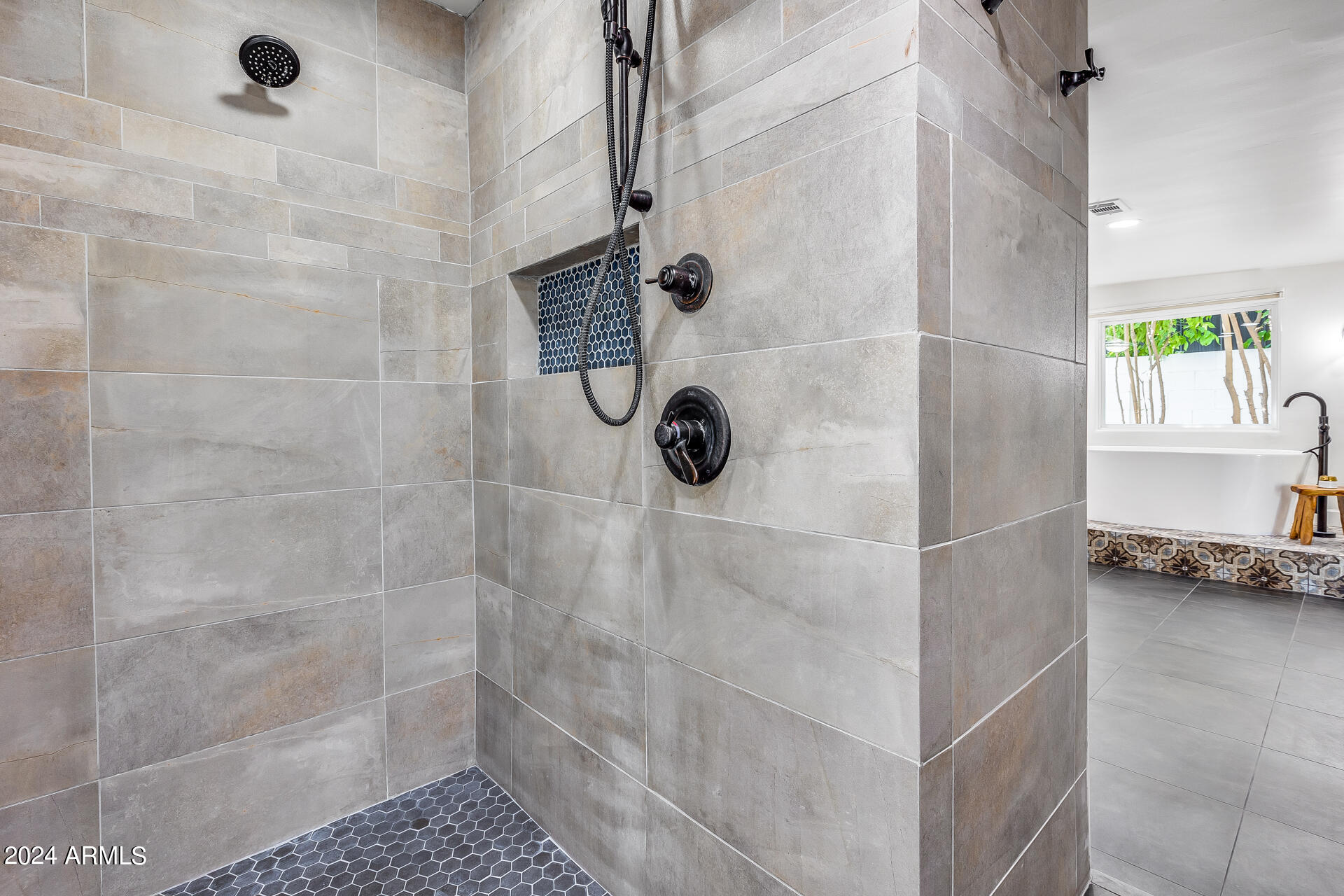 7042 E ORANGE BLOSSOM Lane