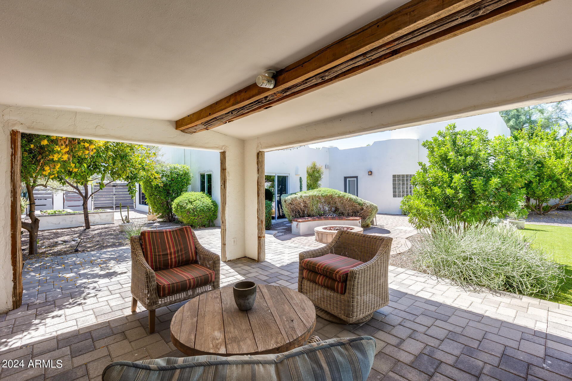 7042 E ORANGE BLOSSOM Lane