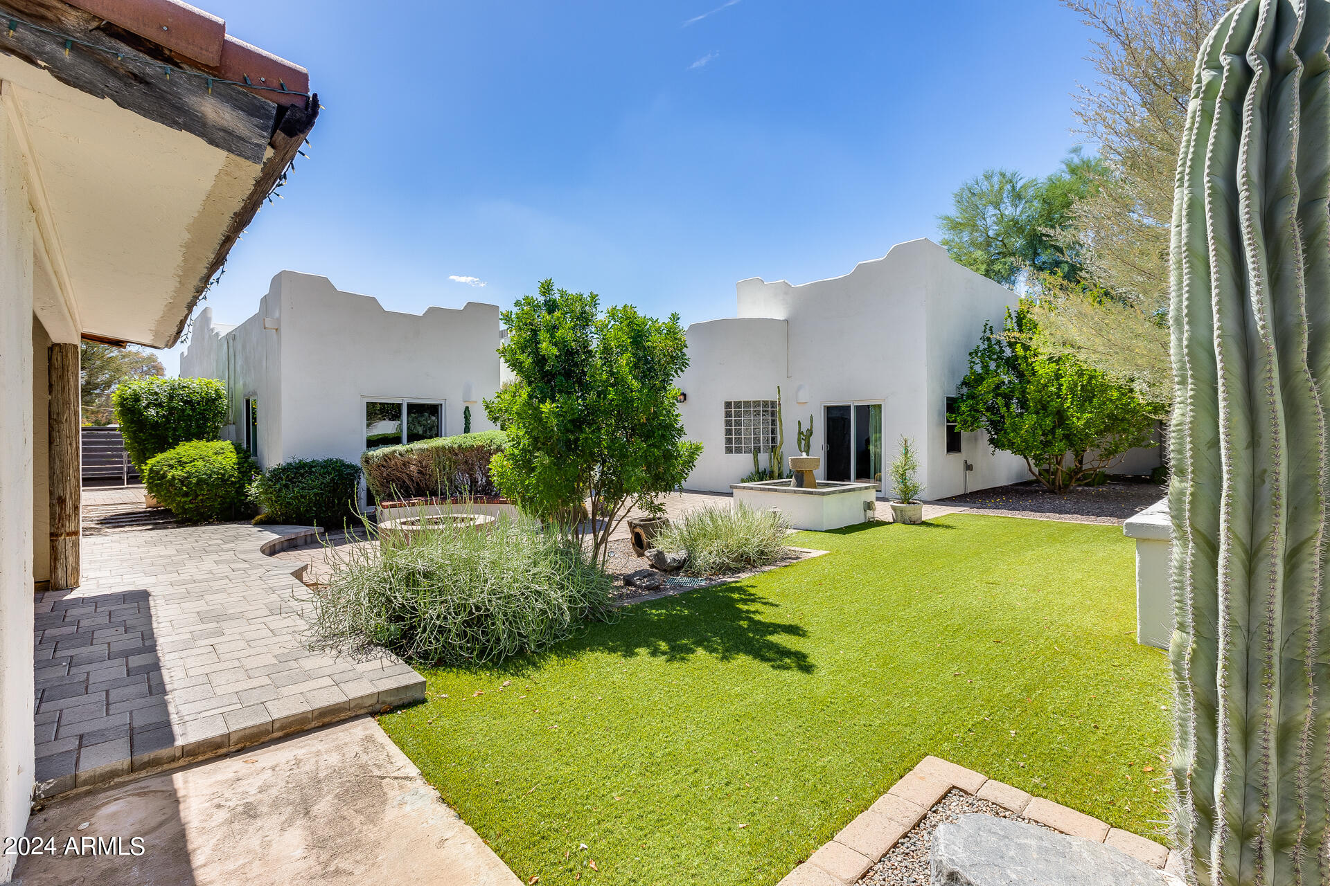 7042 E ORANGE BLOSSOM Lane